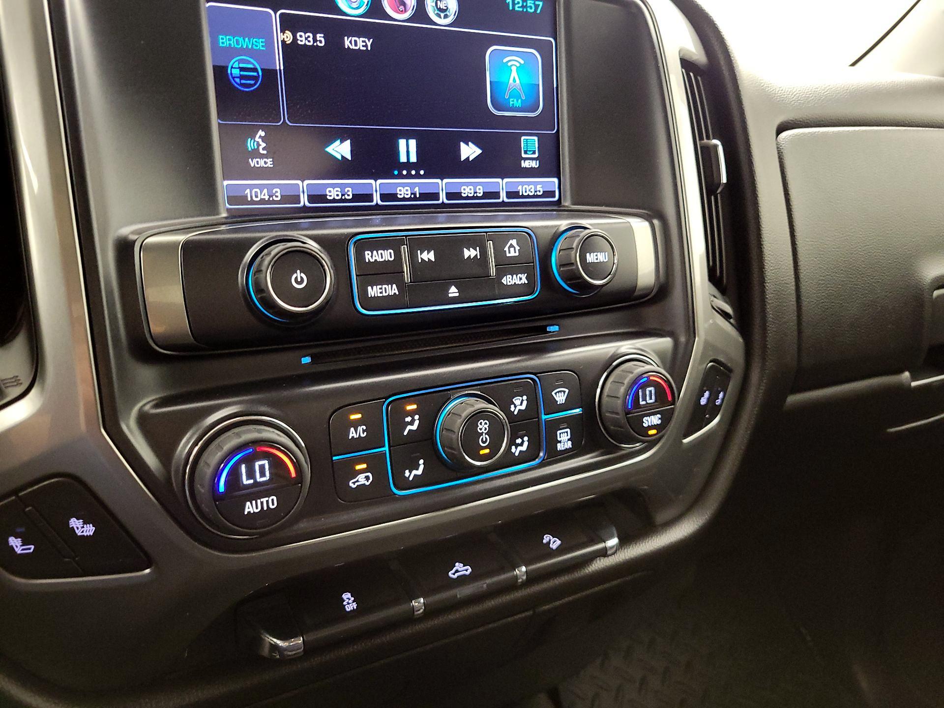 Thumbnail: 2016 Chevrolet Silverado 1500 - 17