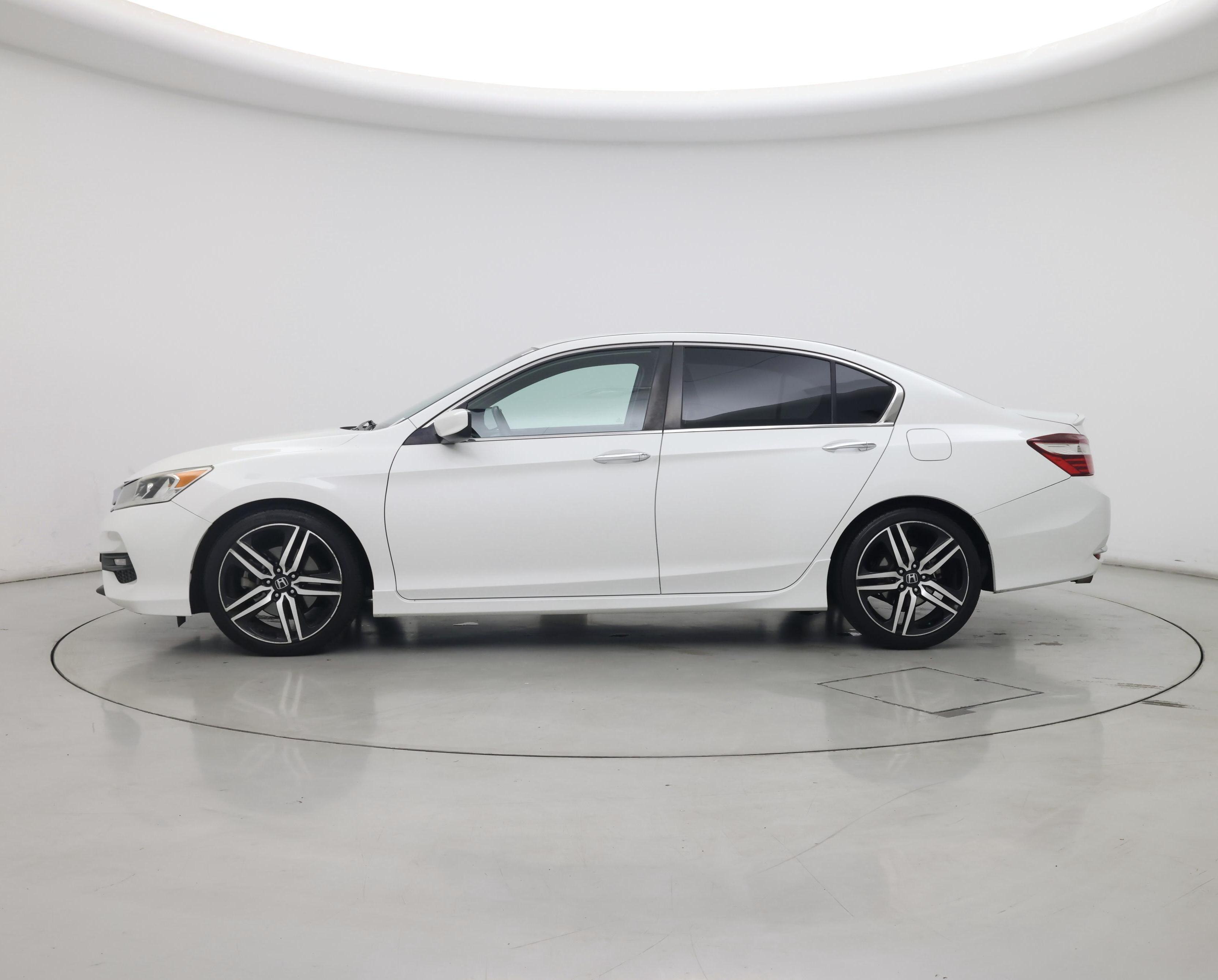 Thumbnail: 2017 Honda Accord - 3