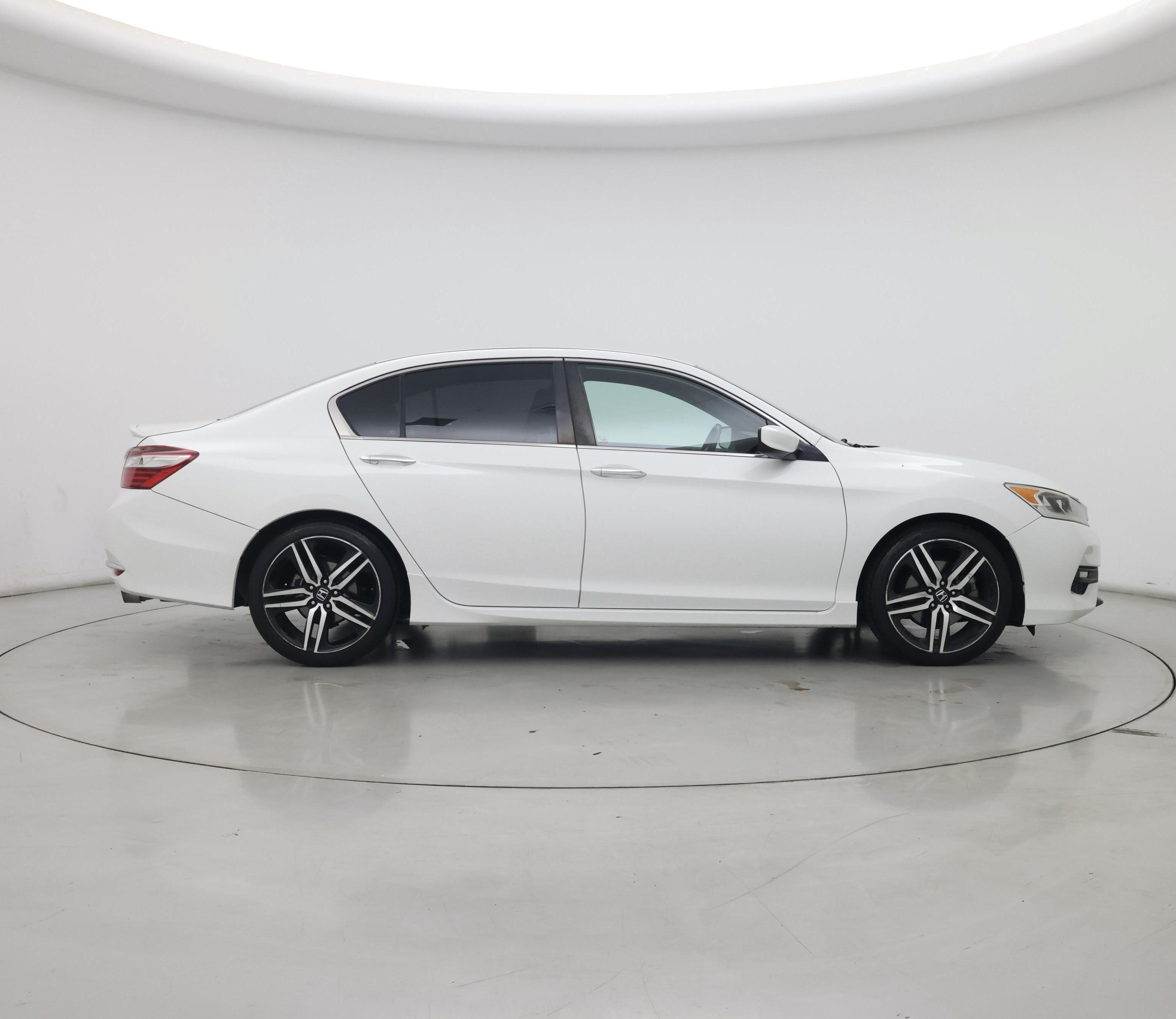 Thumbnail: 2017 Honda Accord - 7