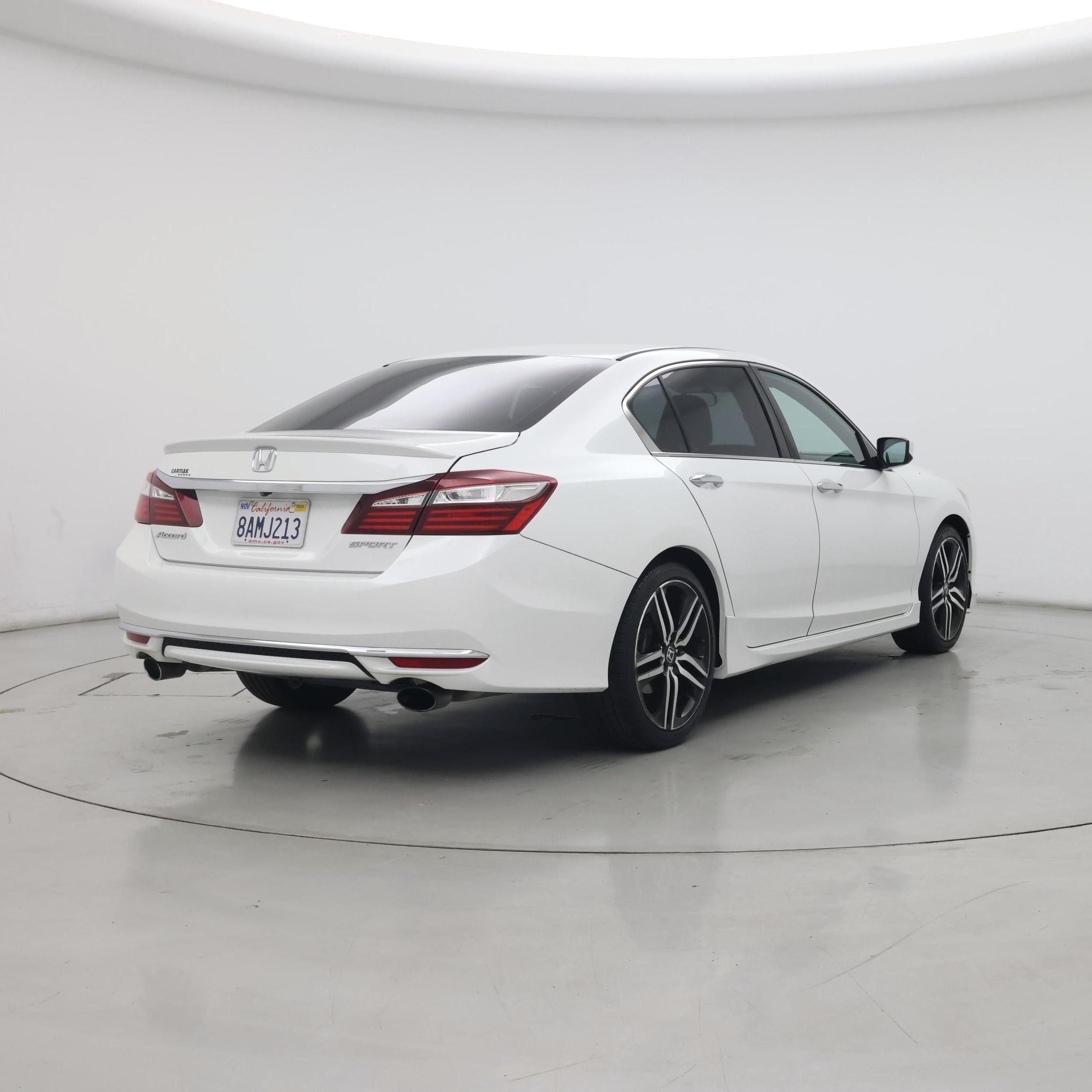 Thumbnail: 2017 Honda Accord - 8