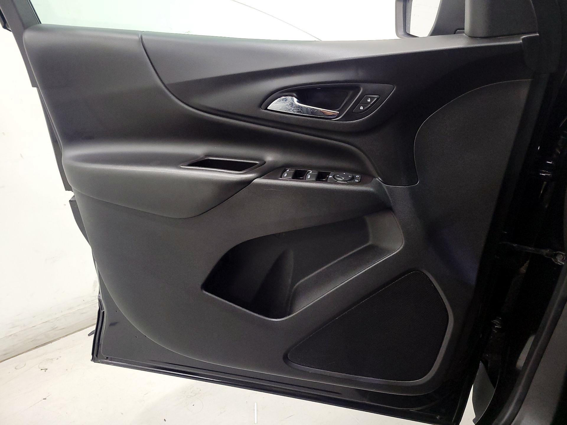 Thumbnail: 2020 Chevrolet Equinox - 12