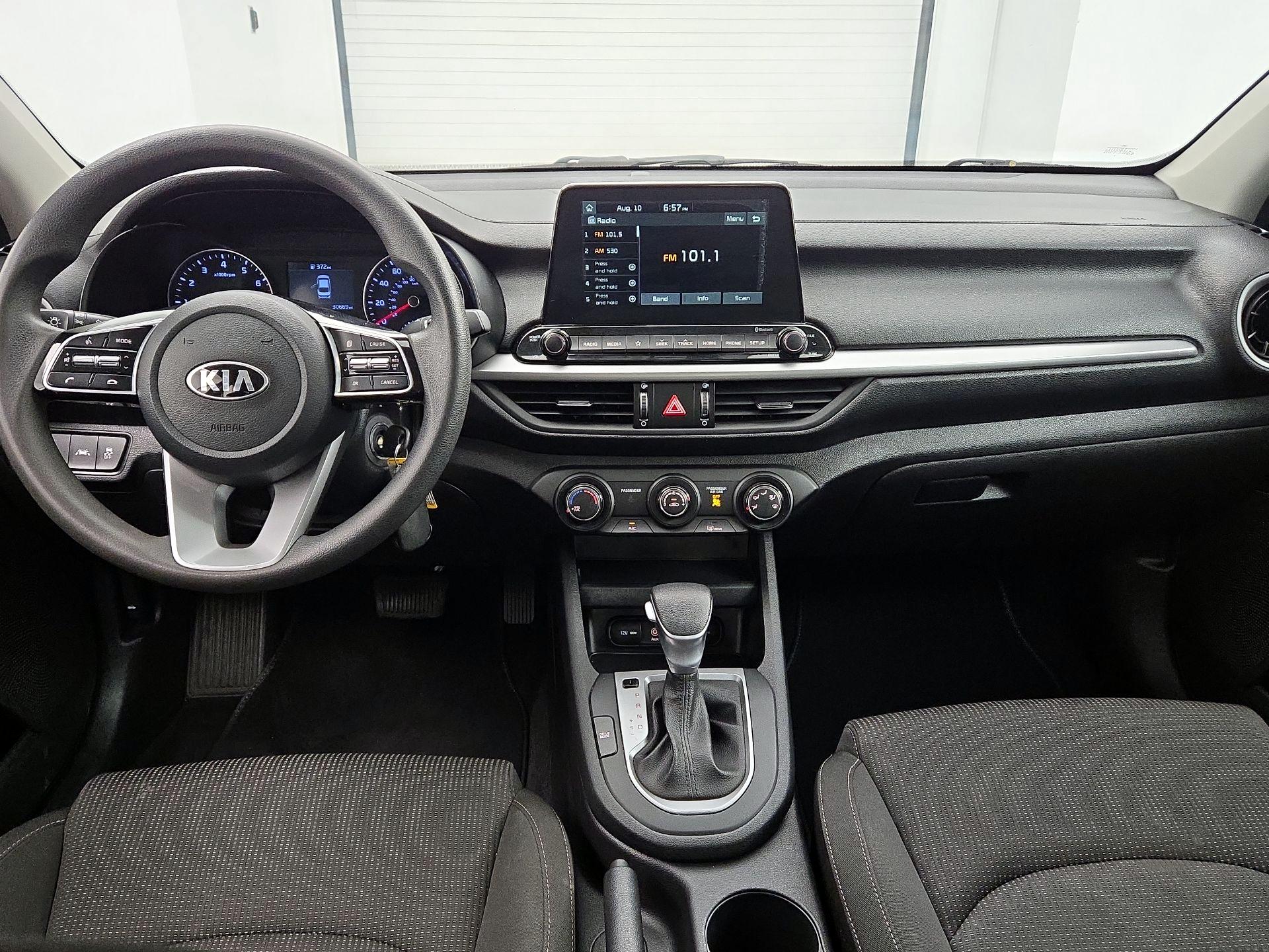 Thumbnail: 2021 Kia Forte - 9