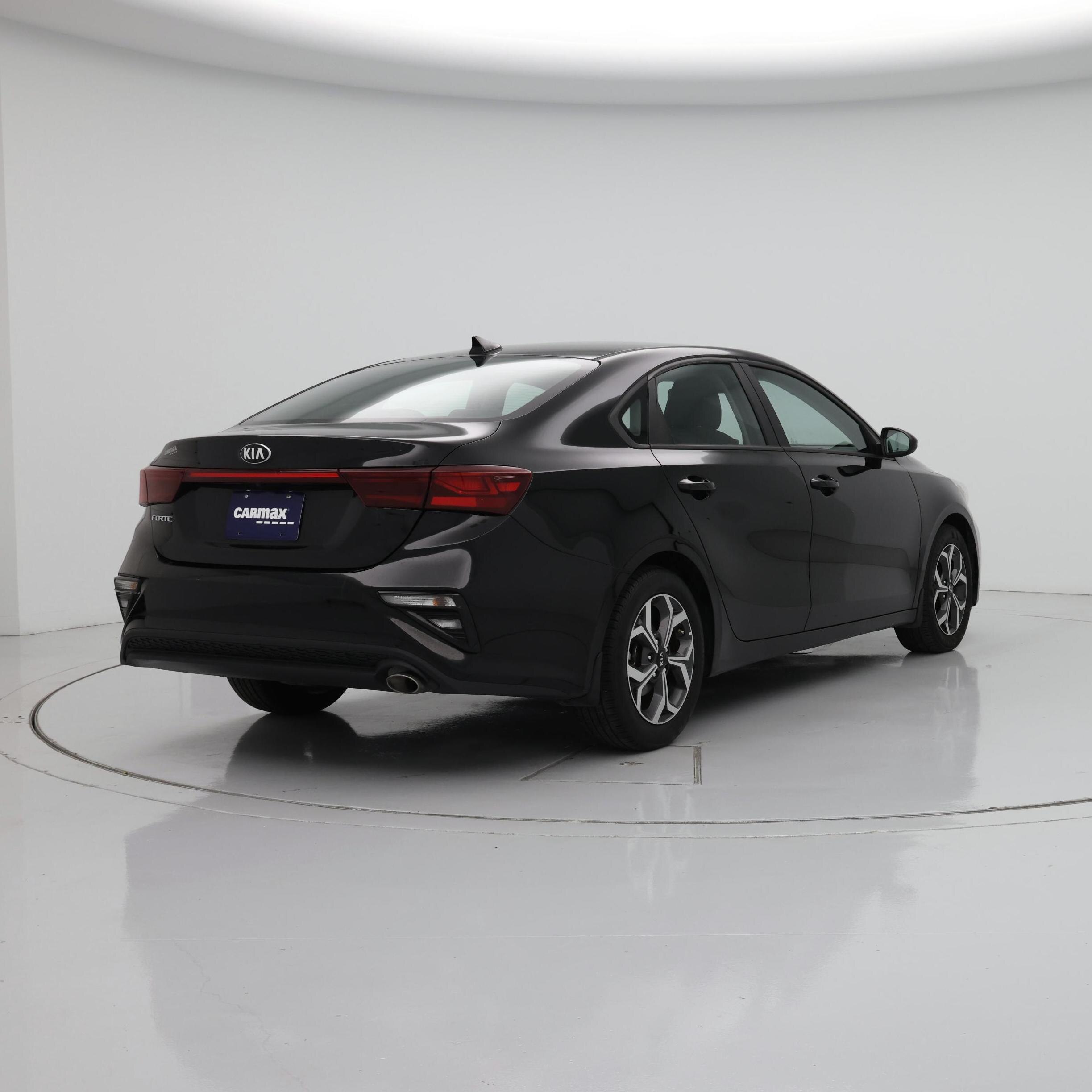 Thumbnail: 2021 Kia Forte - 8