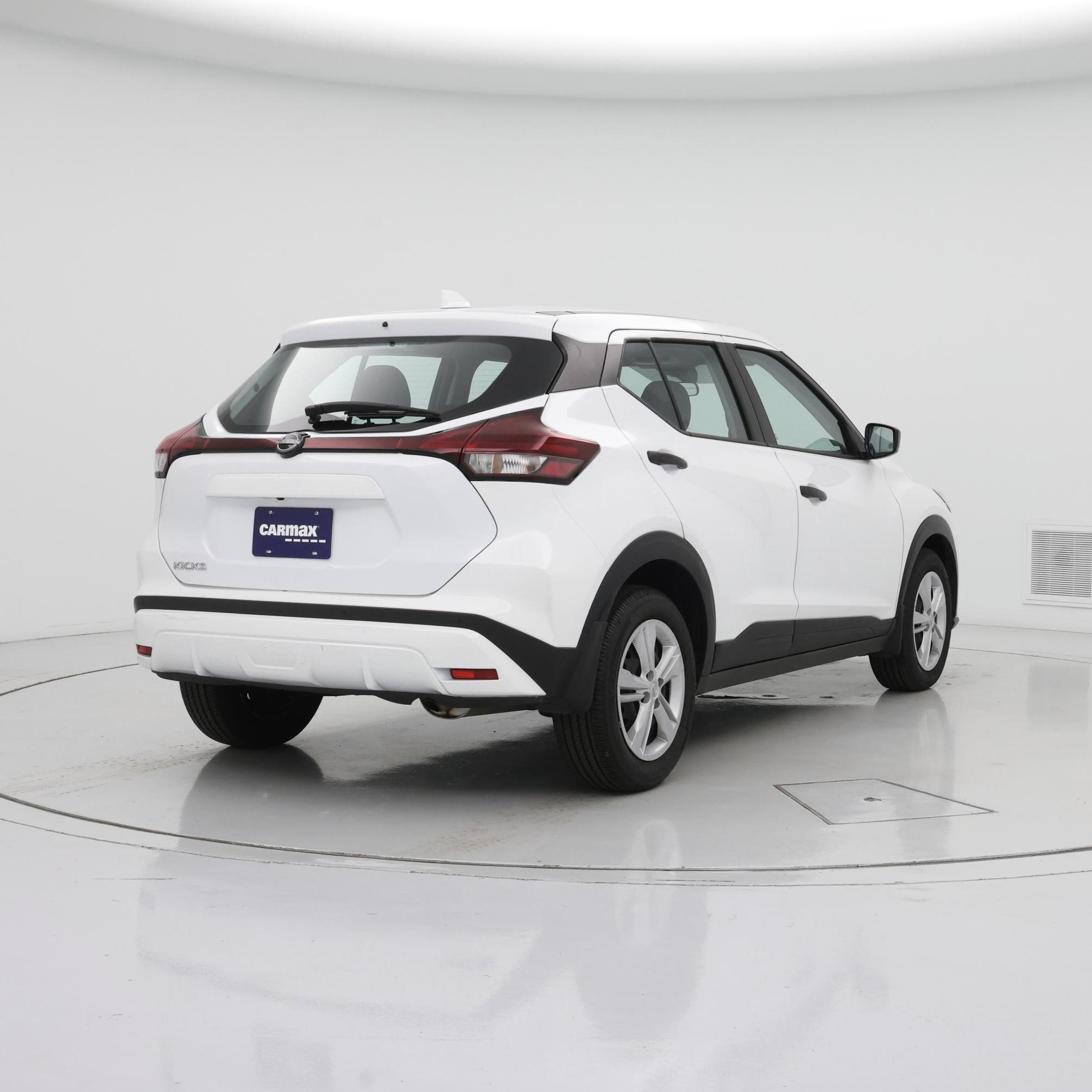 Thumbnail: 2024 Nissan Kicks - 8