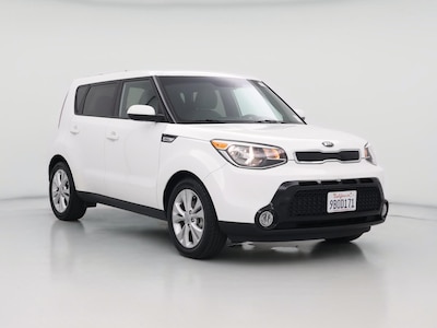 White 2016 Kia Soul +