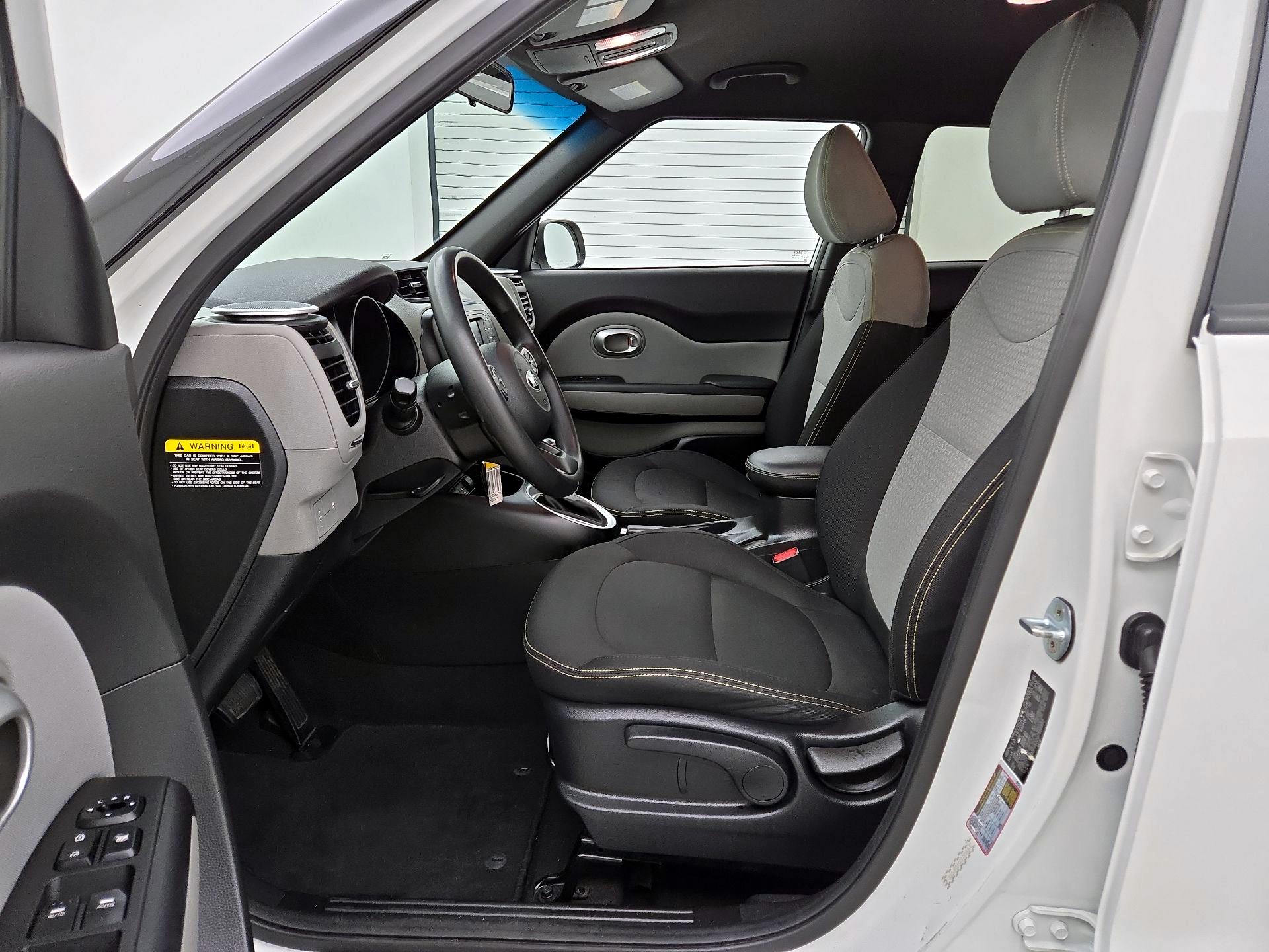 Thumbnail: 2016 Kia Soul - 11