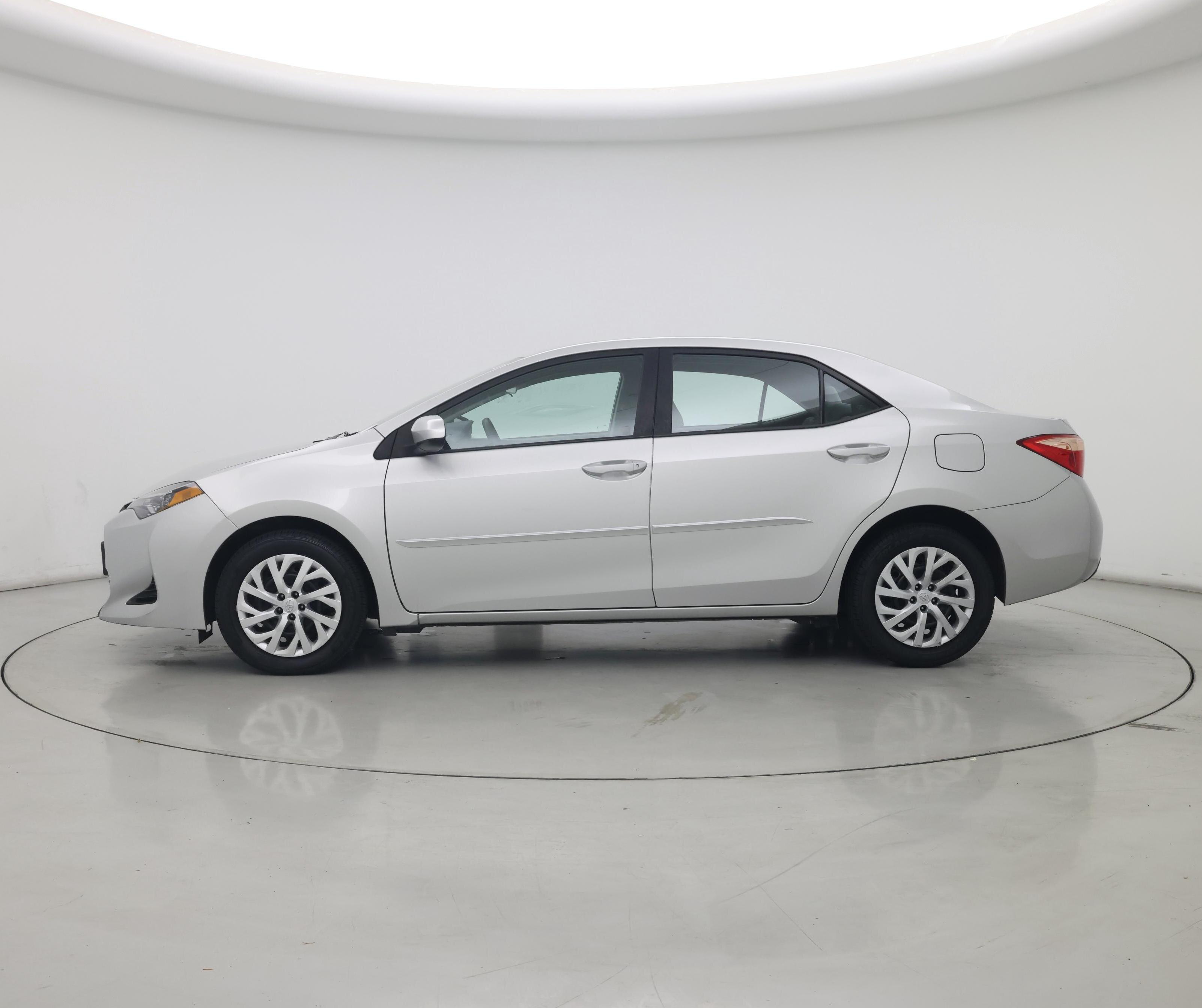 Thumbnail: 2019 Toyota Corolla - 3