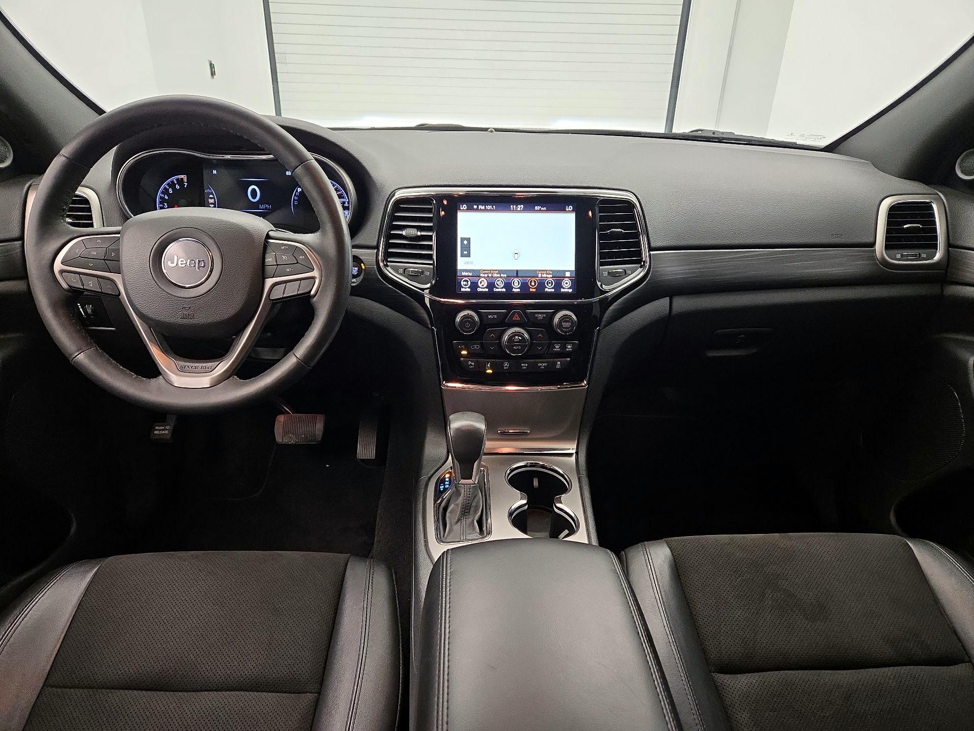 Thumbnail: 2020 Jeep Grand Cherokee - 9