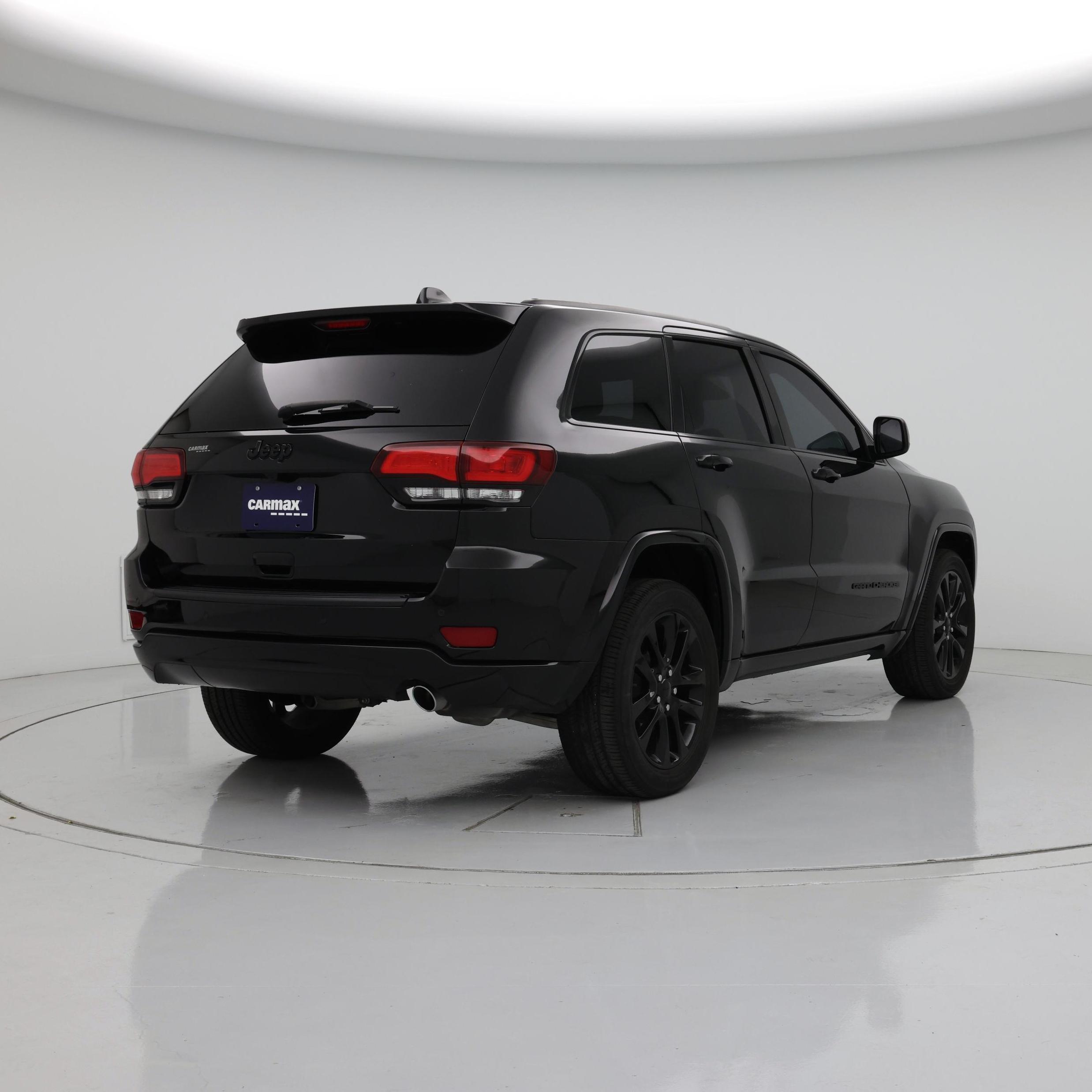Thumbnail: 2020 Jeep Grand Cherokee - 8