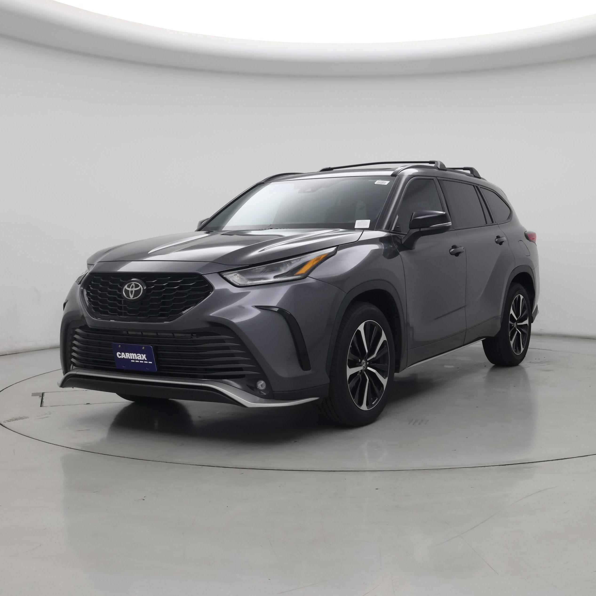 Thumbnail: 2021 Toyota Highlander - 4