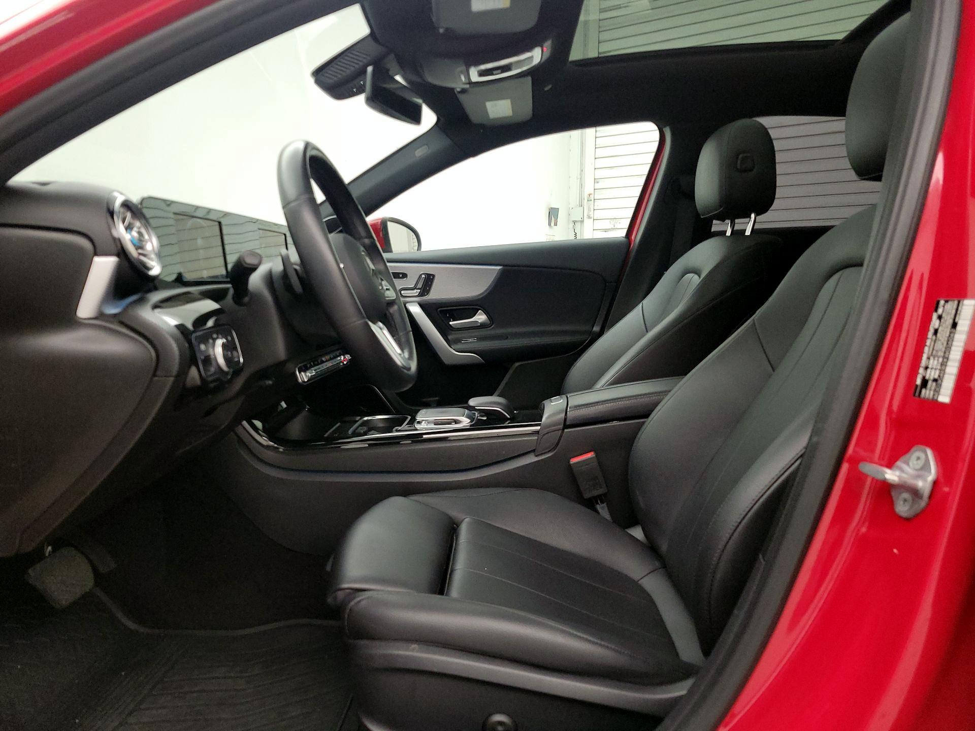 Thumbnail: 2019 Mercedes-Benz A-Class - 11