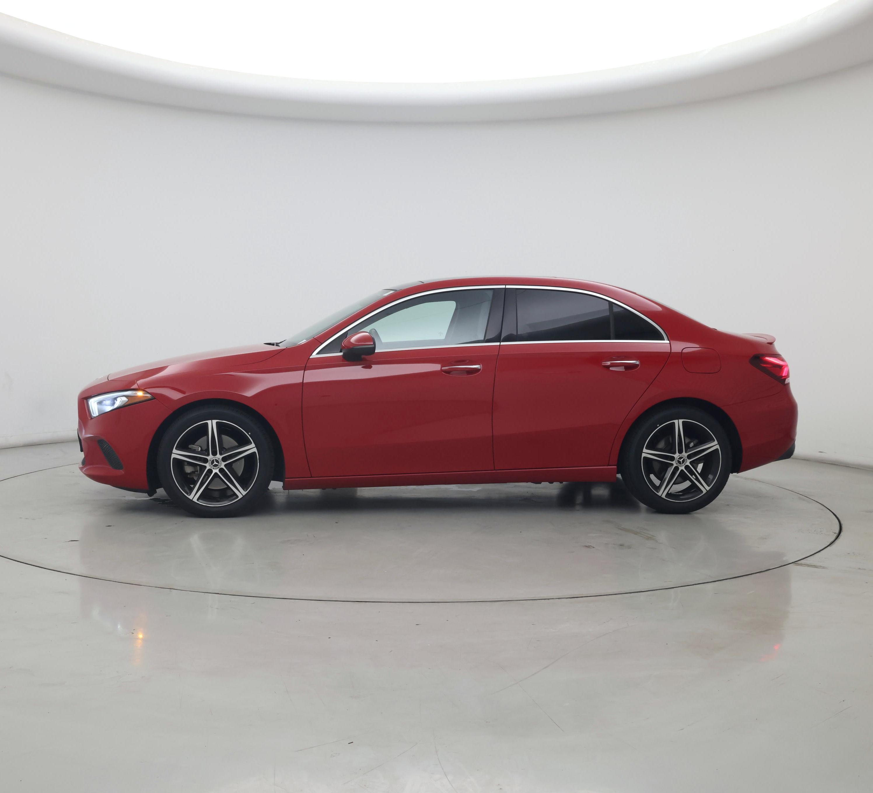 Thumbnail: 2019 Mercedes-Benz A-Class - 3