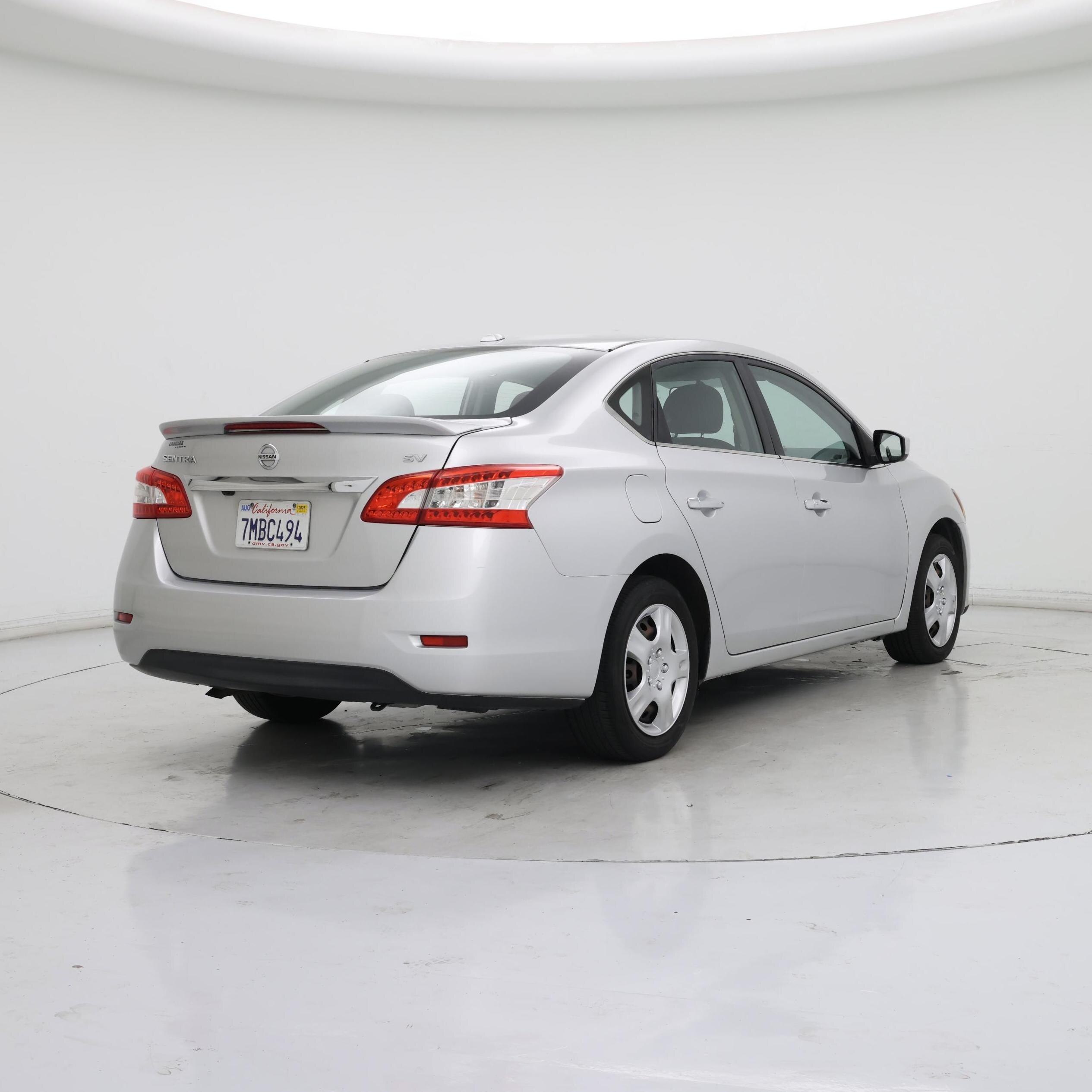 Thumbnail: 2015 Nissan Sentra - 8