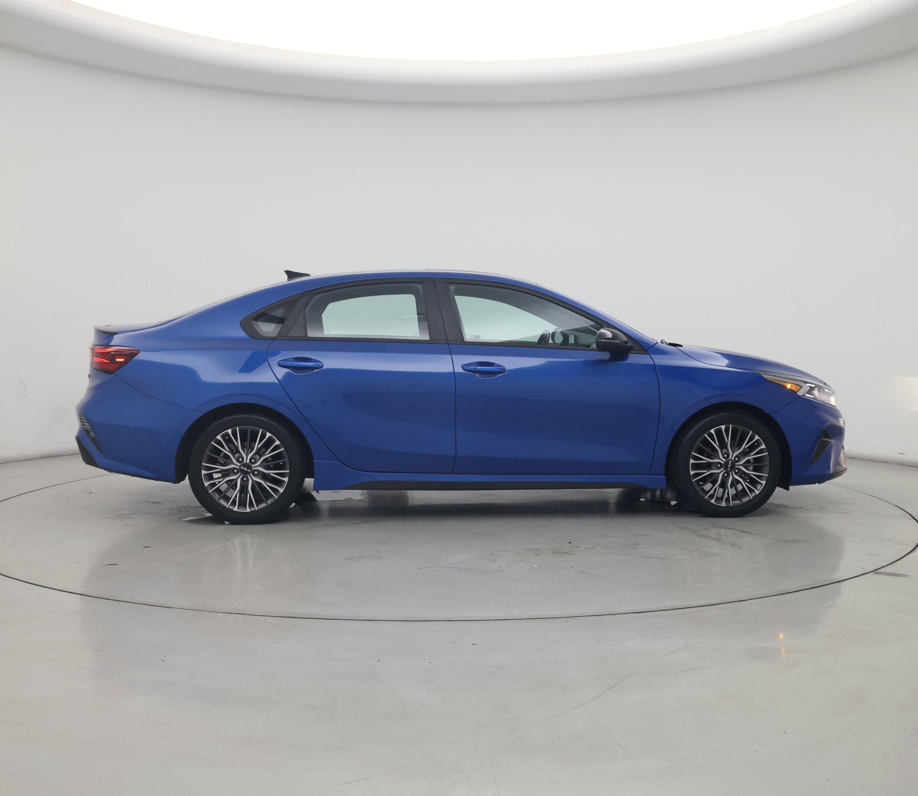 Thumbnail: 2023 Kia Forte - 7