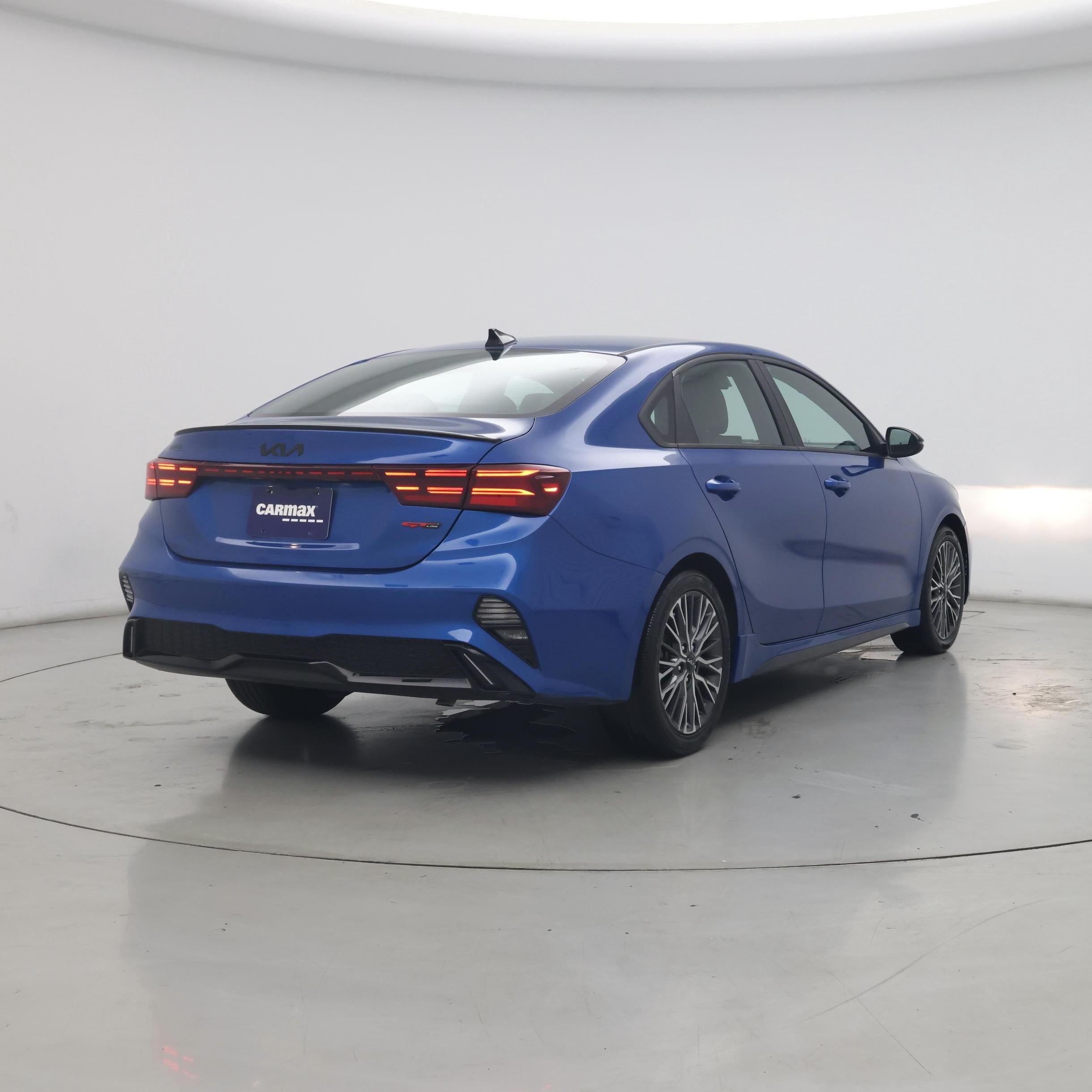 Thumbnail: 2023 Kia Forte - 8
