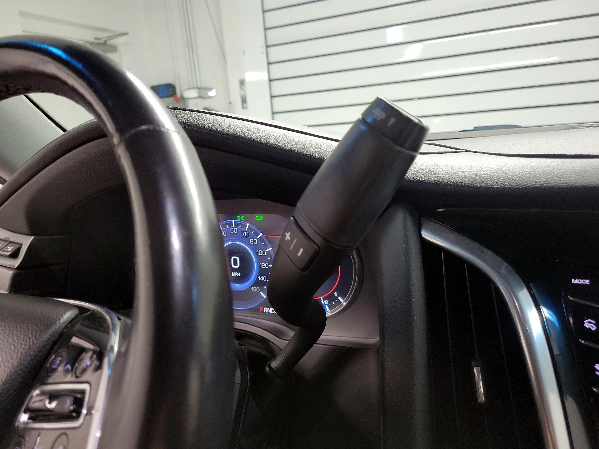 Thumbnail: 2019 Cadillac Escalade - 17