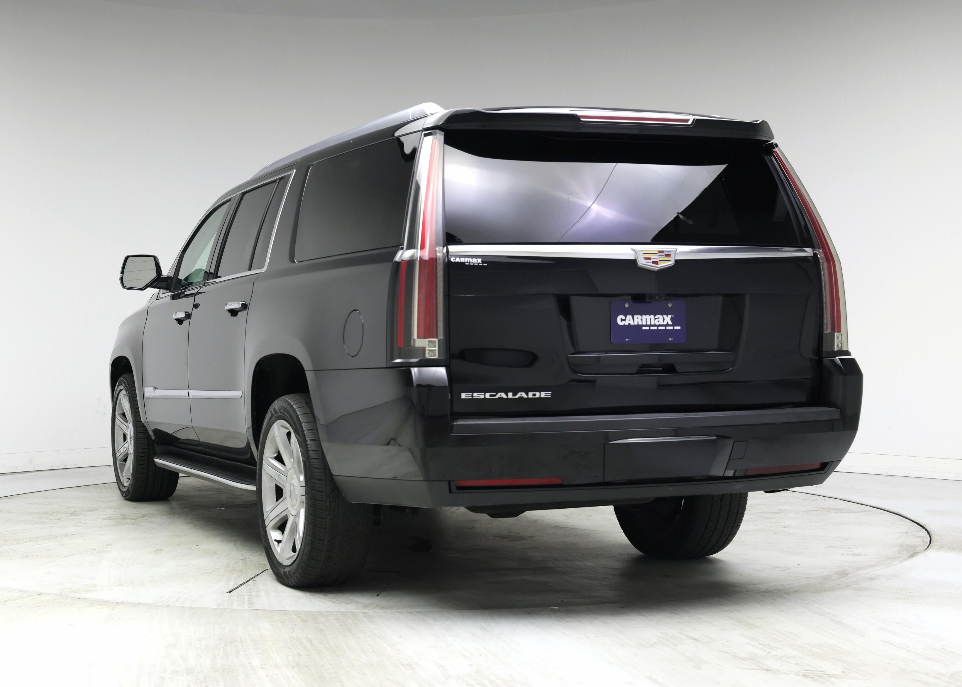 Thumbnail: 2019 Cadillac Escalade - 2
