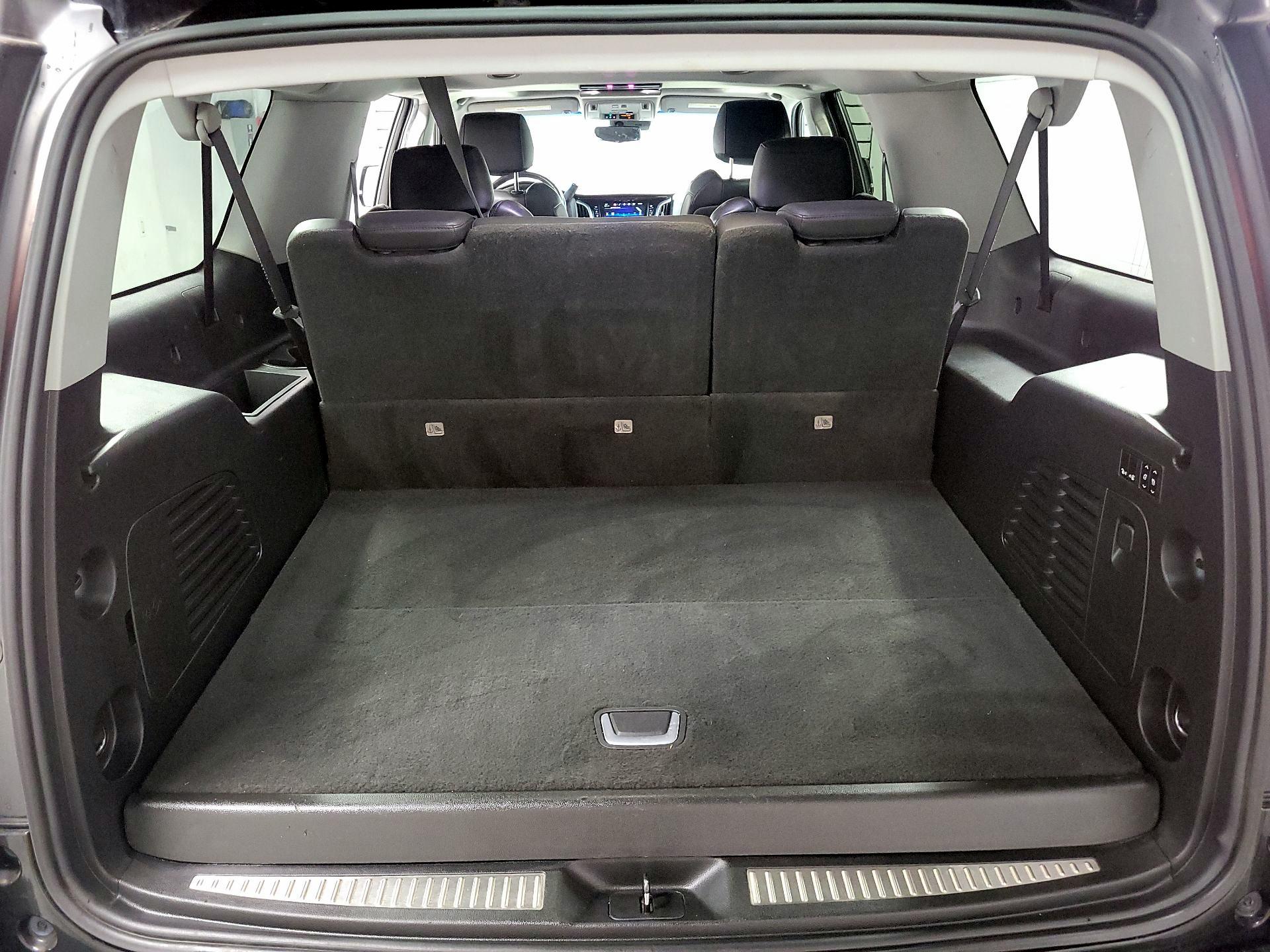 Thumbnail: 2019 Cadillac Escalade - 19