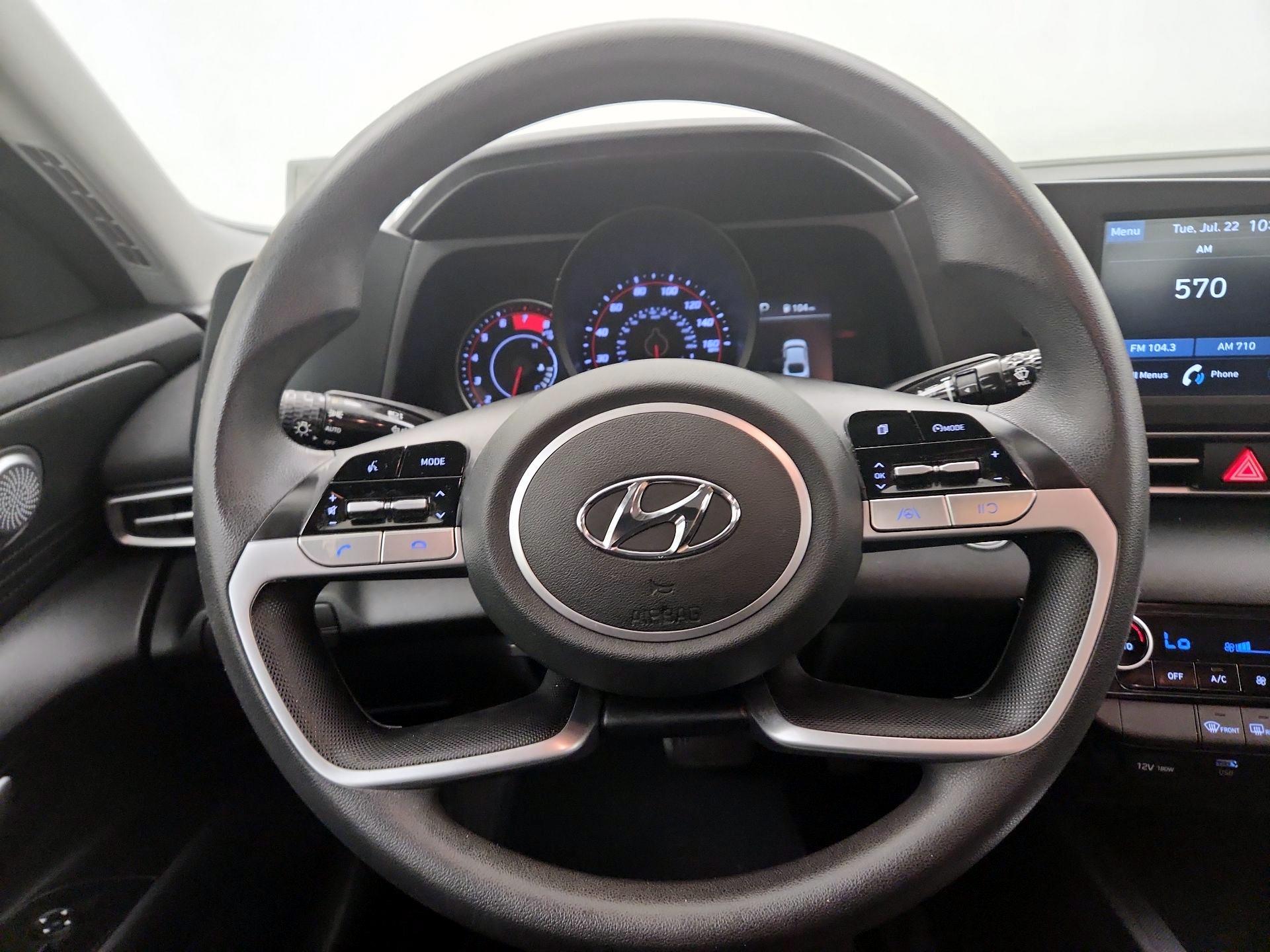 Thumbnail: 2021 Hyundai Elantra - 10