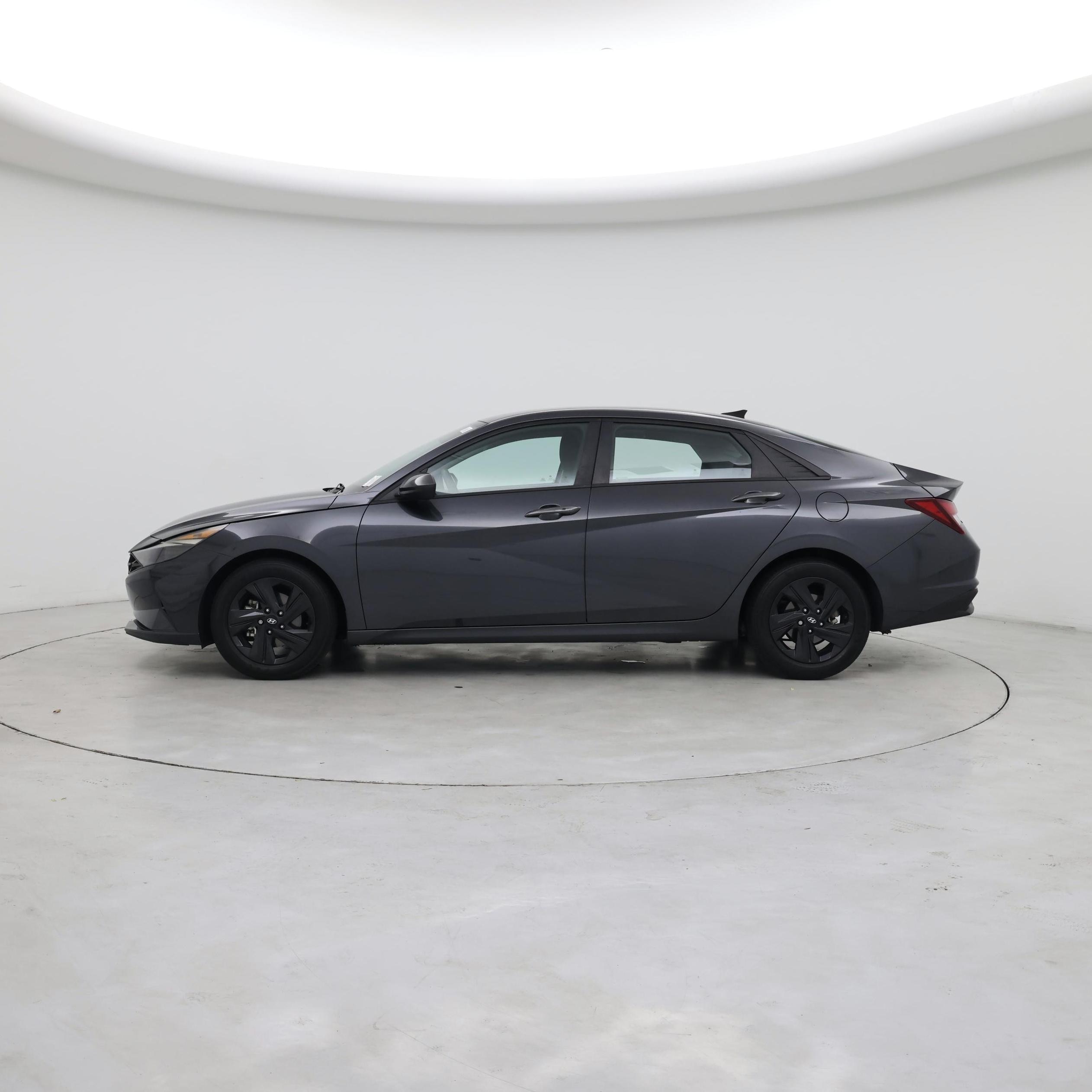 Thumbnail: 2021 Hyundai Elantra - 3