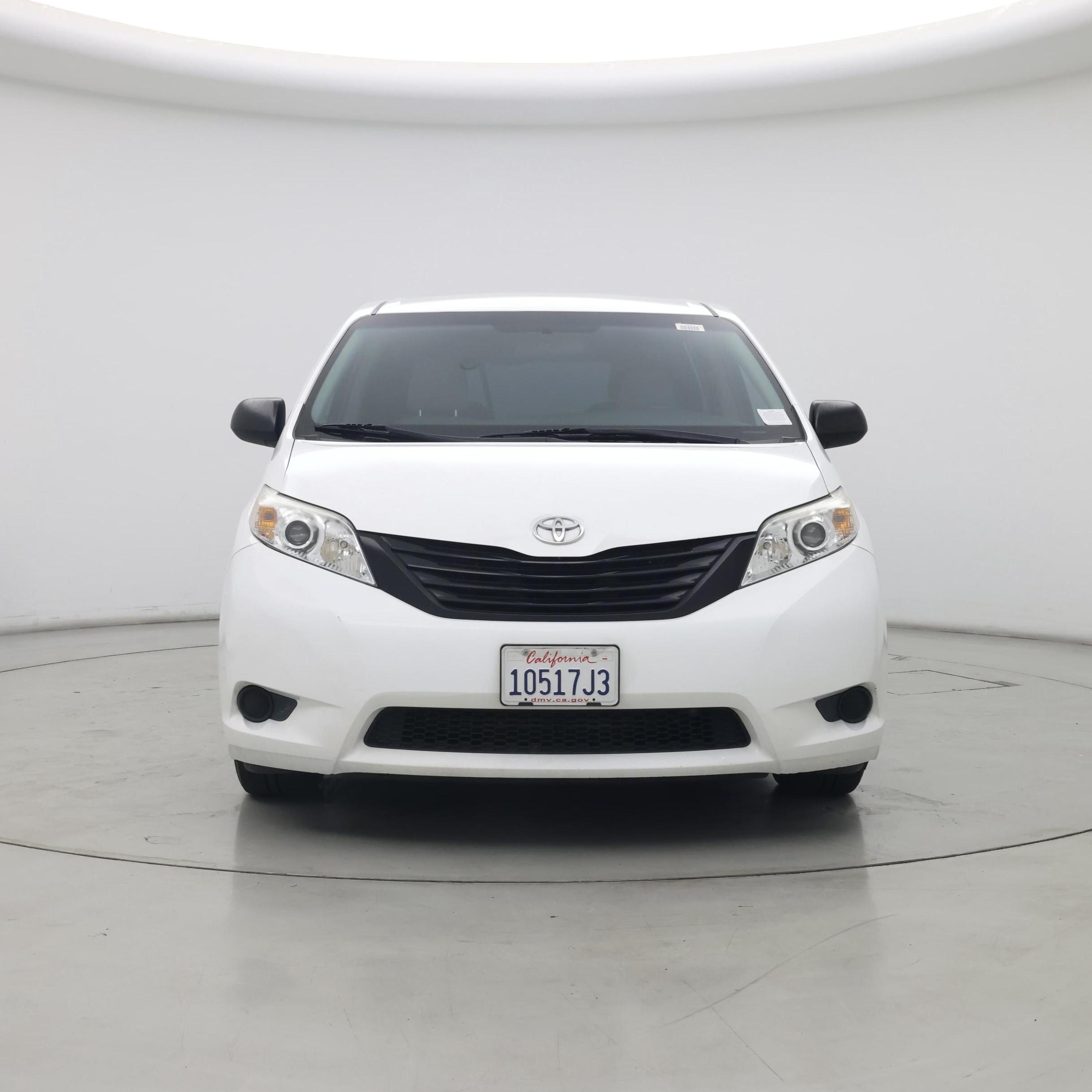 Thumbnail: 2017 Toyota Sienna - 5