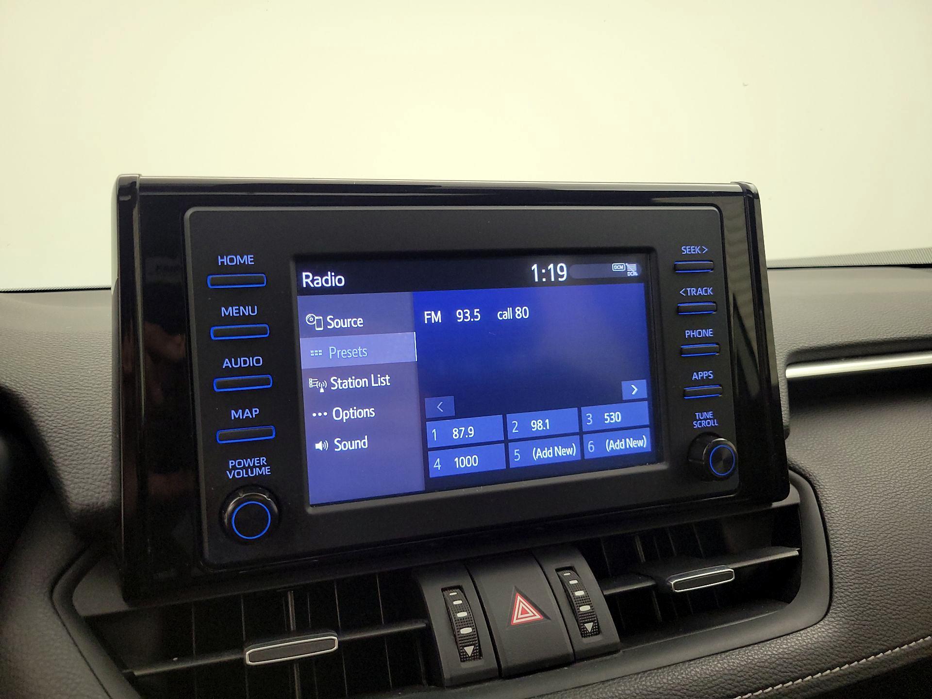 Thumbnail: 2019 Toyota RAV4 - 15