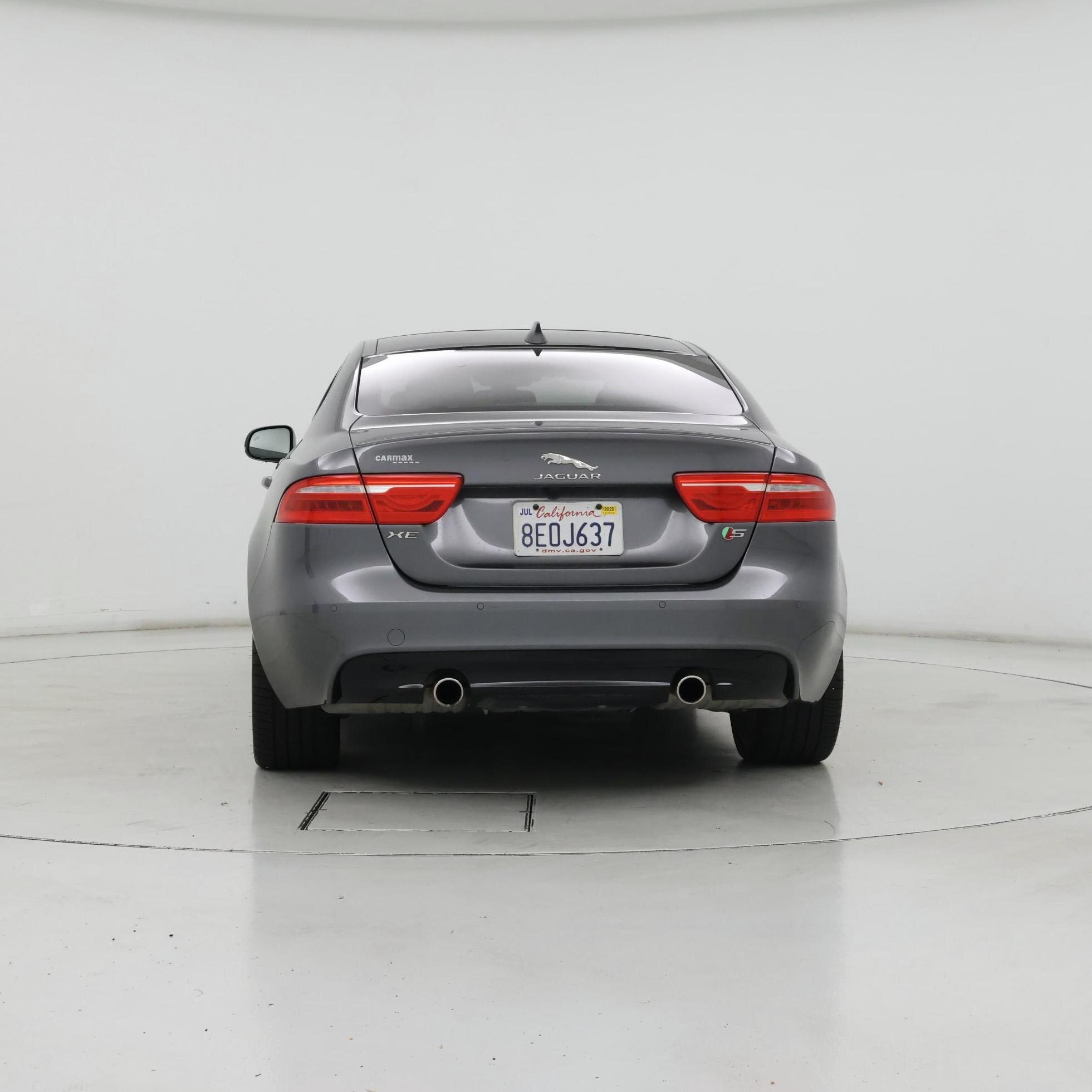 Thumbnail: 2018 Jaguar XE - 6