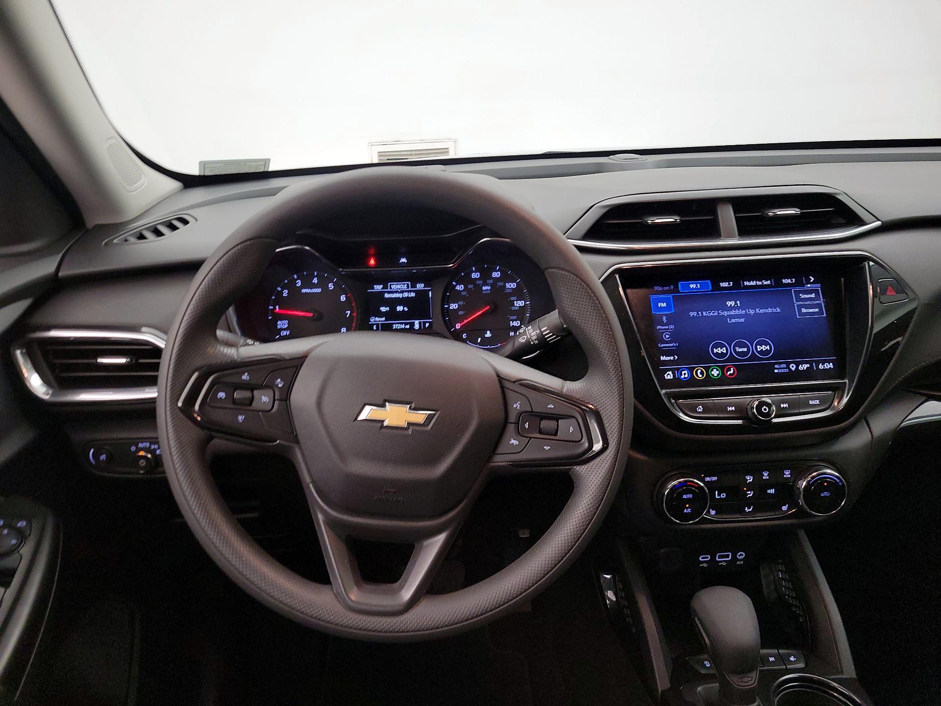 Thumbnail: 2023 Chevrolet TrailBlazer - 10