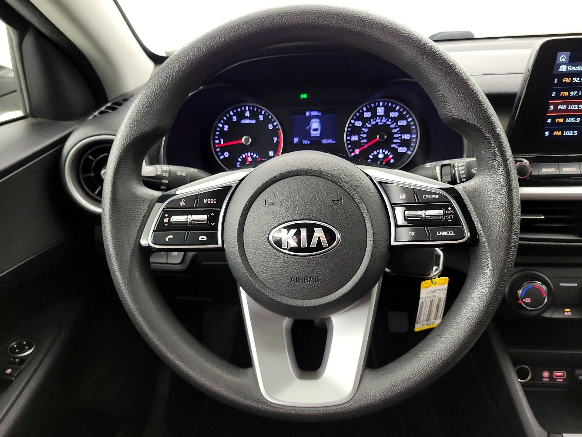 Thumbnail: 2020 Kia Forte - 10