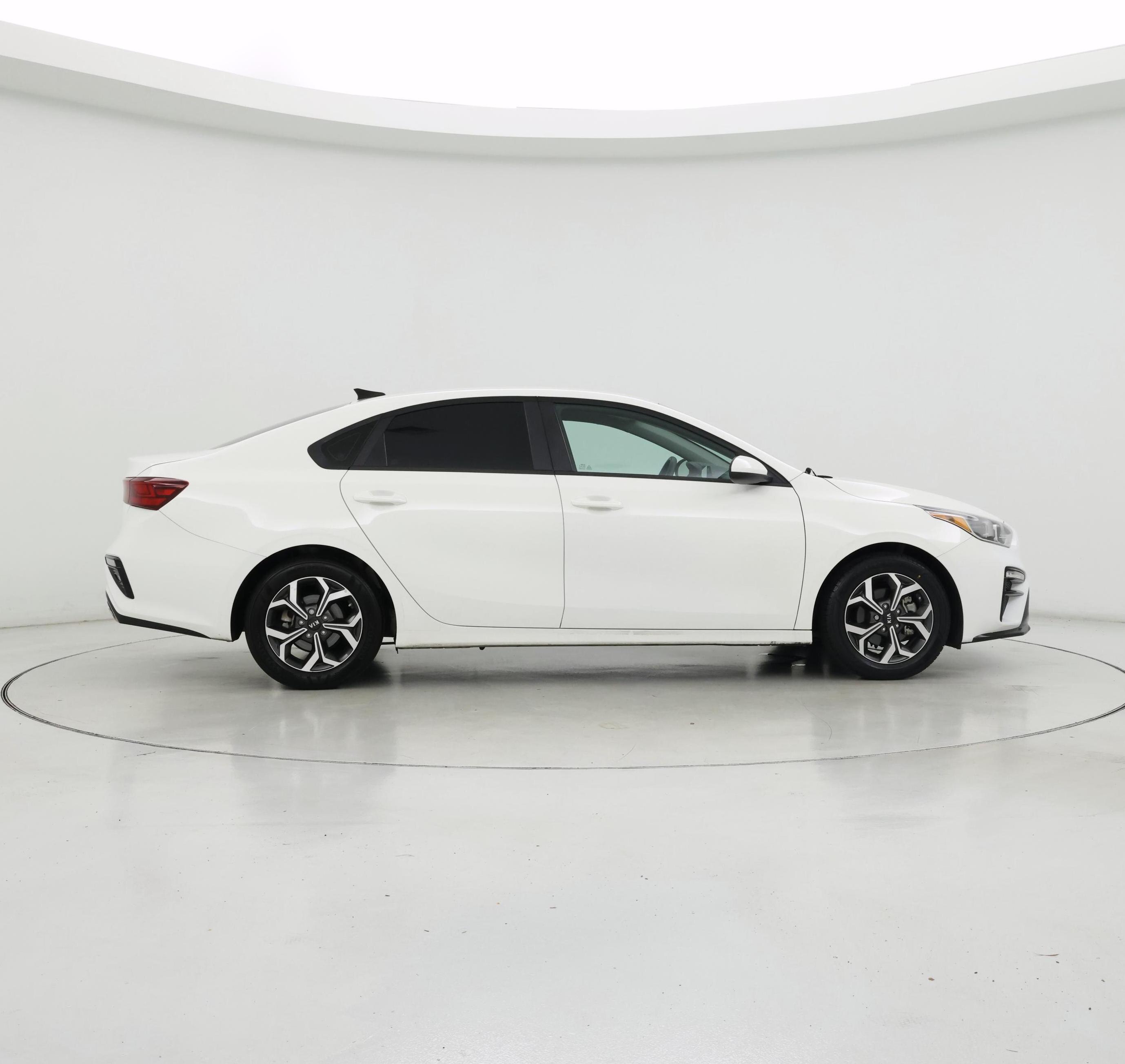 Thumbnail: 2020 Kia Forte - 7