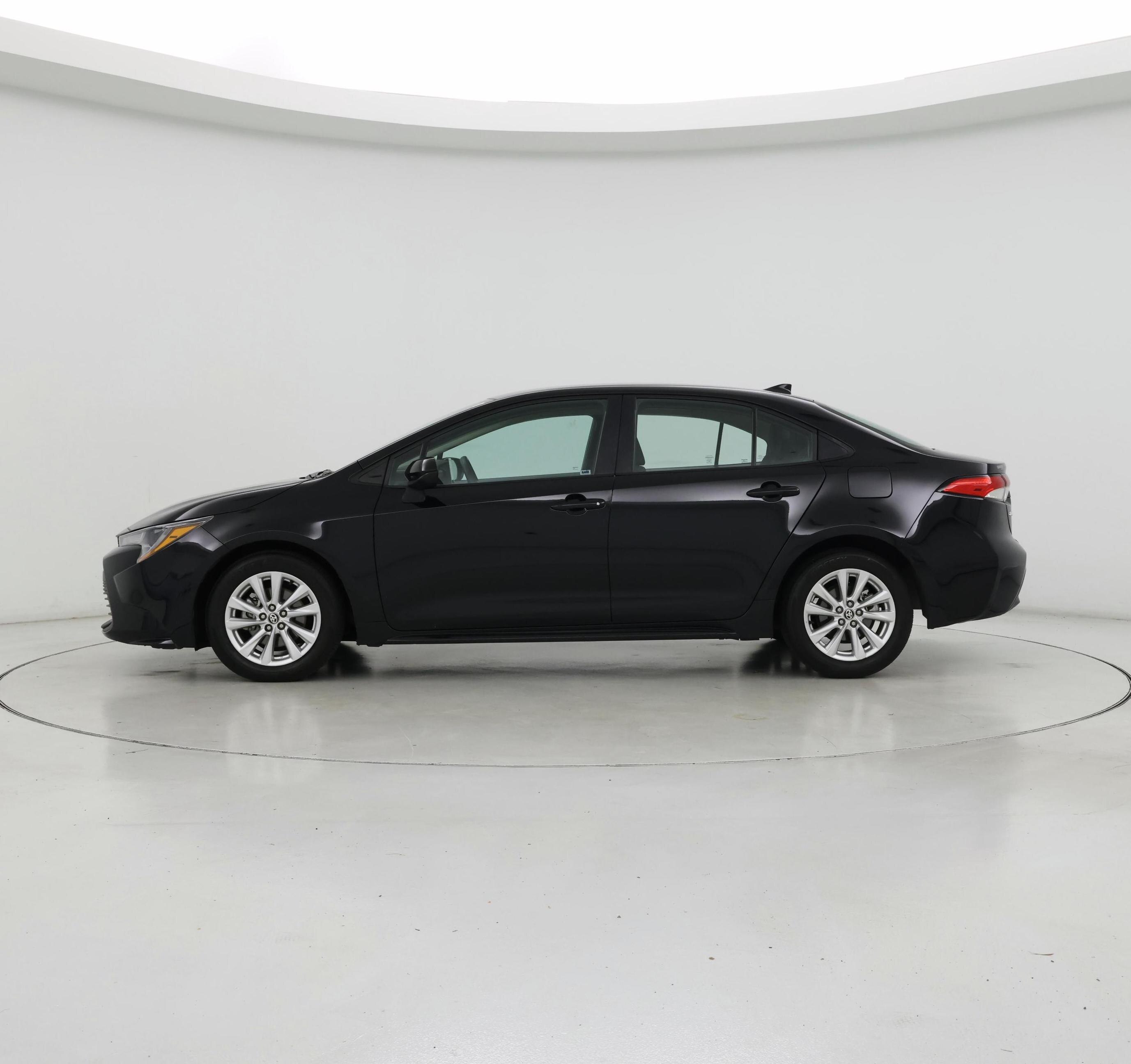 Thumbnail: 2024 Toyota Corolla - 3