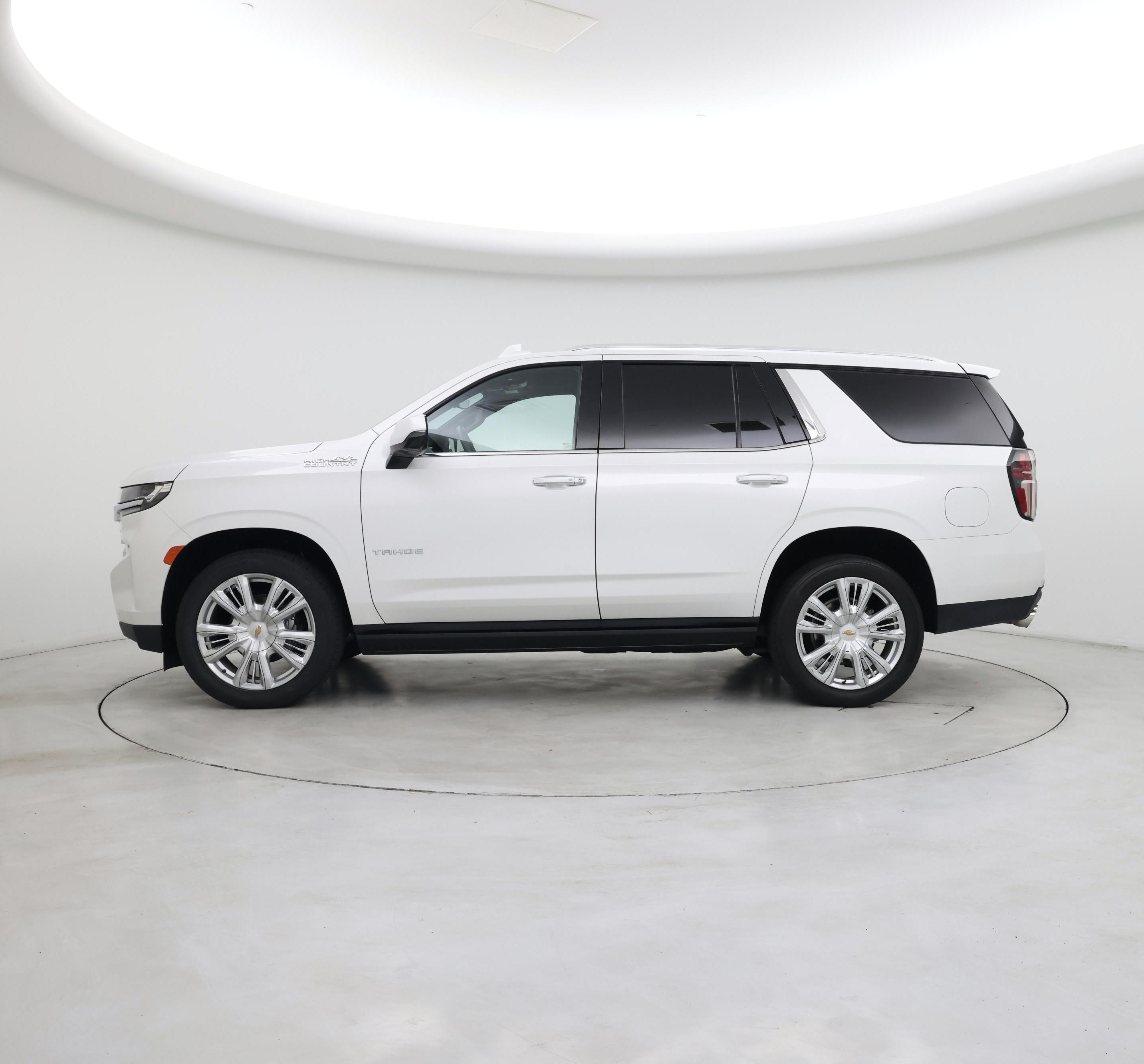 Thumbnail: 2023 Chevrolet Tahoe - 3