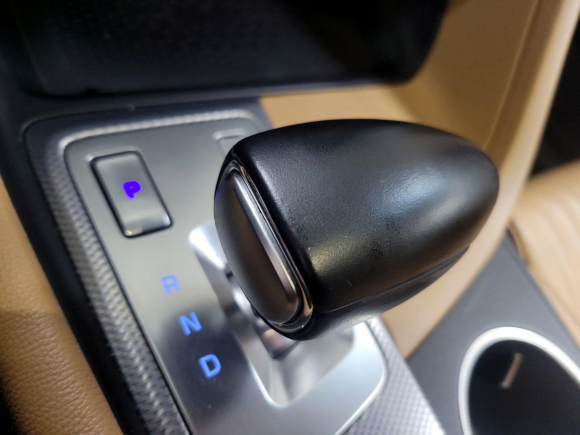 Thumbnail: 2022 Genesis G70 - 18