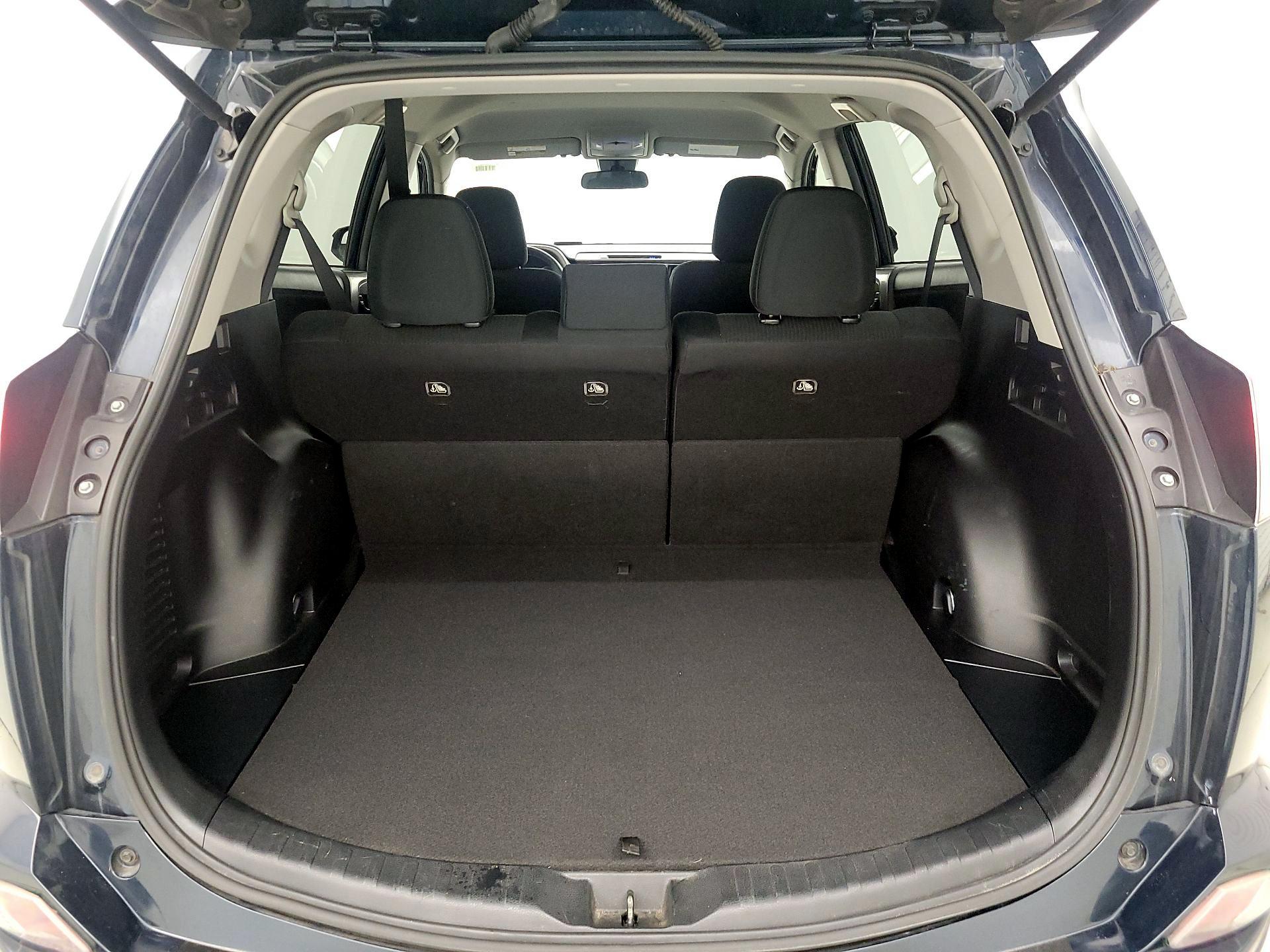 Thumbnail: 2018 Toyota RAV4 - 20