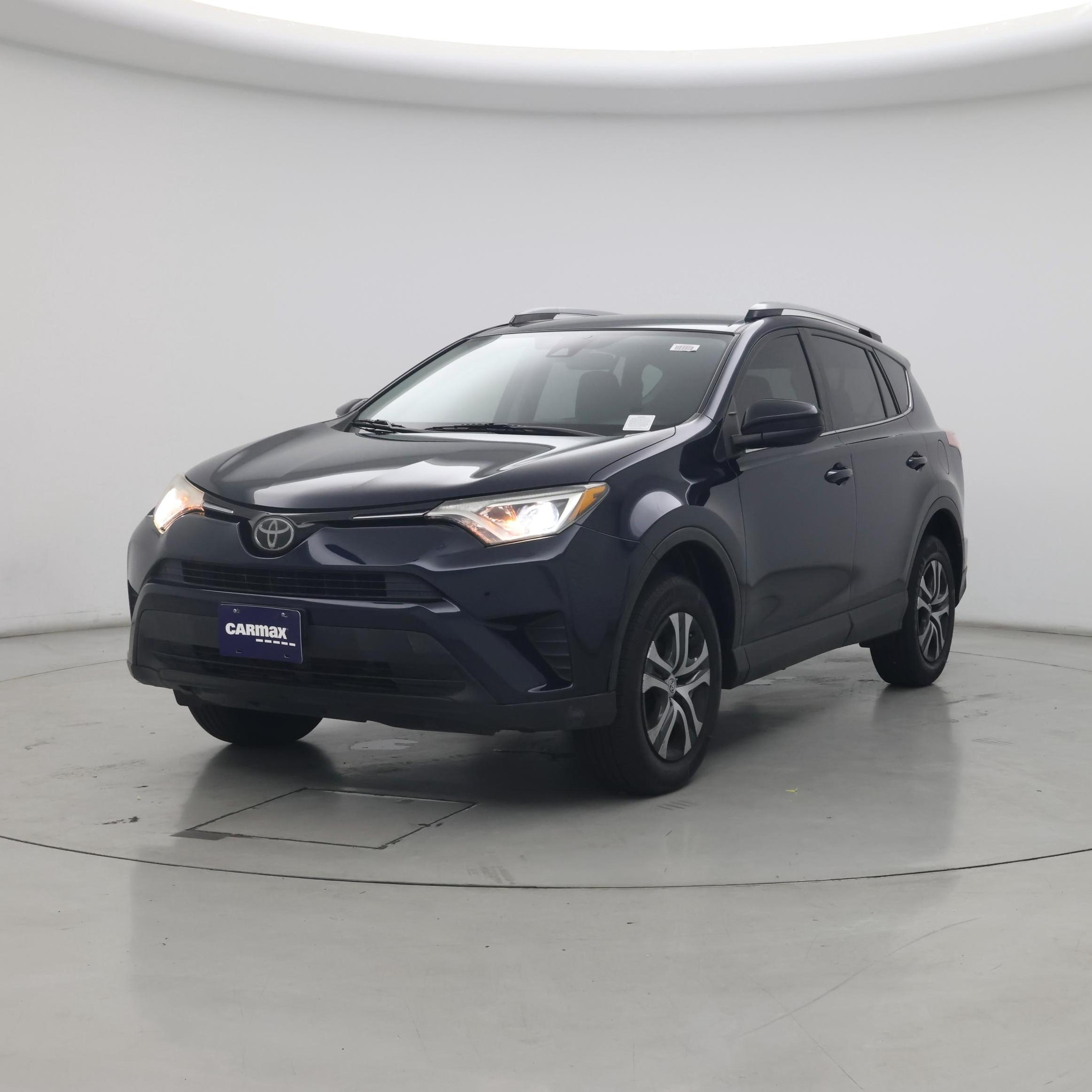 Thumbnail: 2018 Toyota RAV4 - 4
