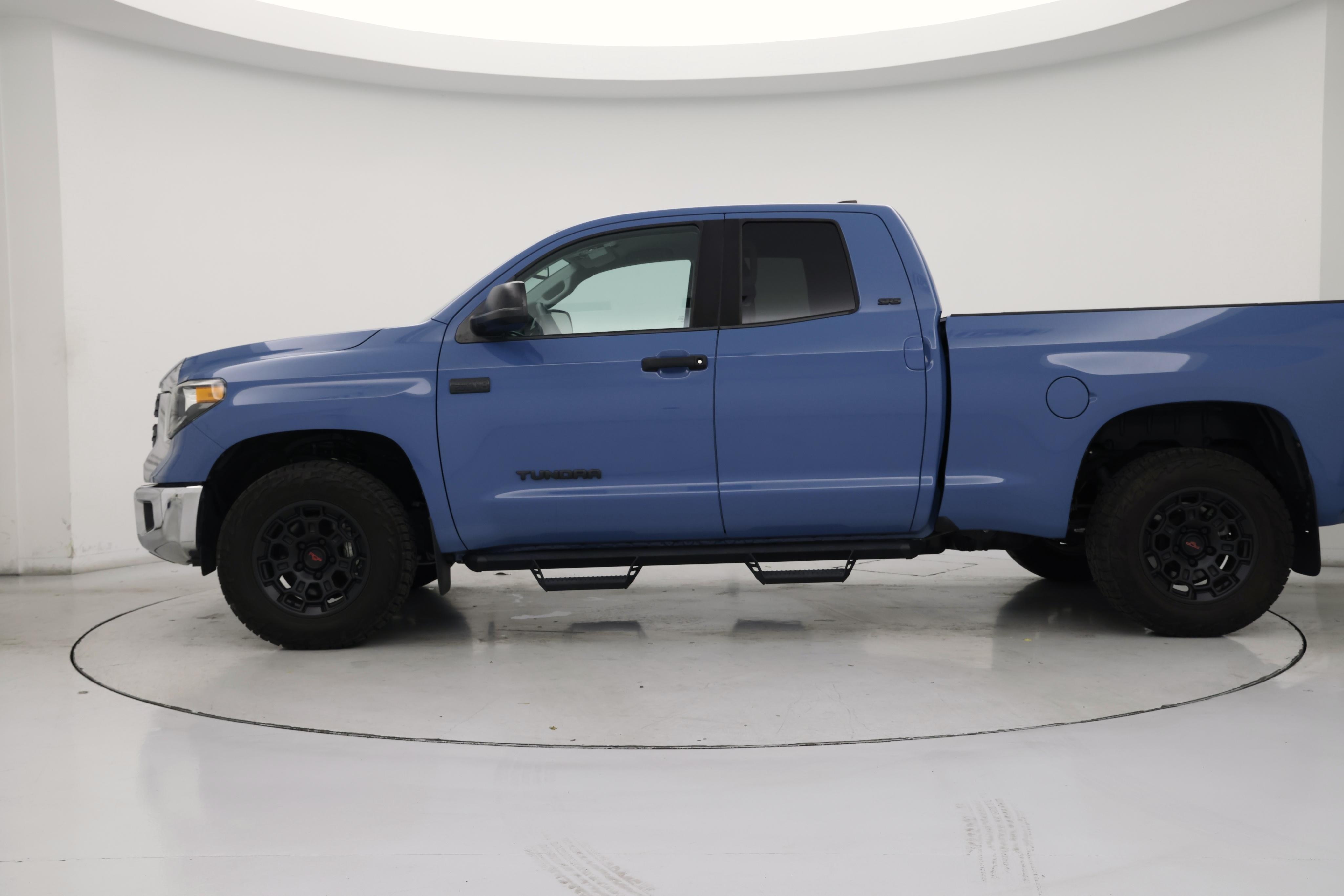 Thumbnail: 2021 Toyota Tundra - 3