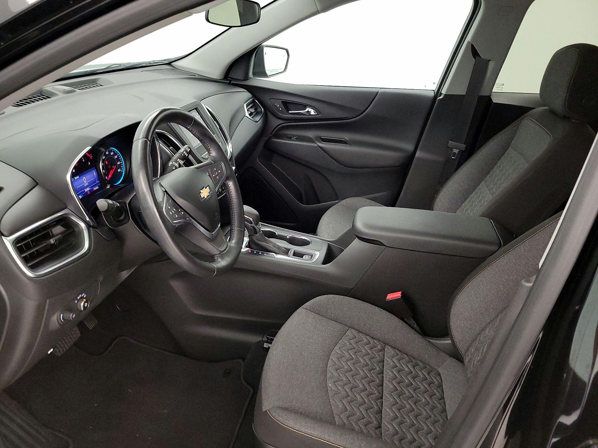 Thumbnail: 2022 Chevrolet Equinox - 11