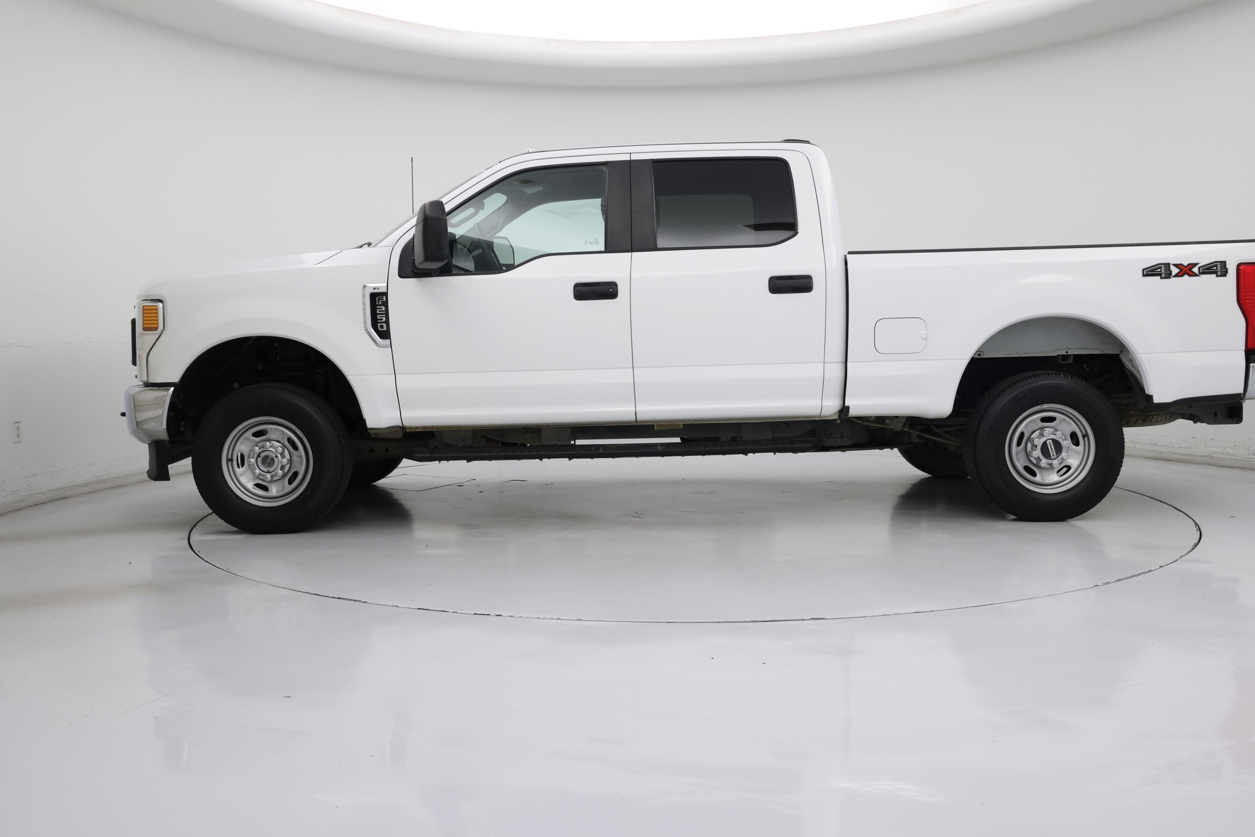 Thumbnail: 2021 Ford F-250 - 3