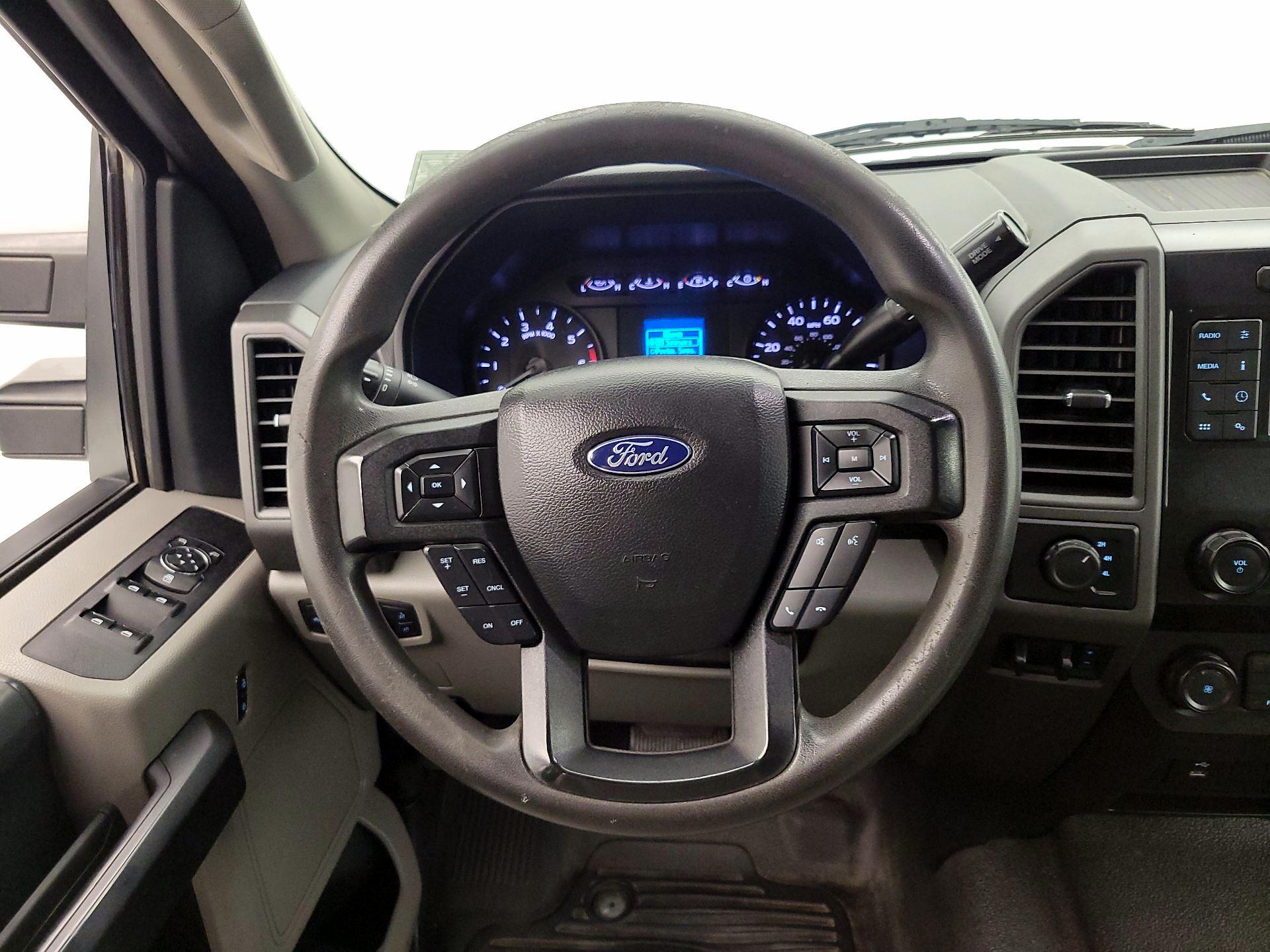 Thumbnail: 2020 Ford F-250 - 10