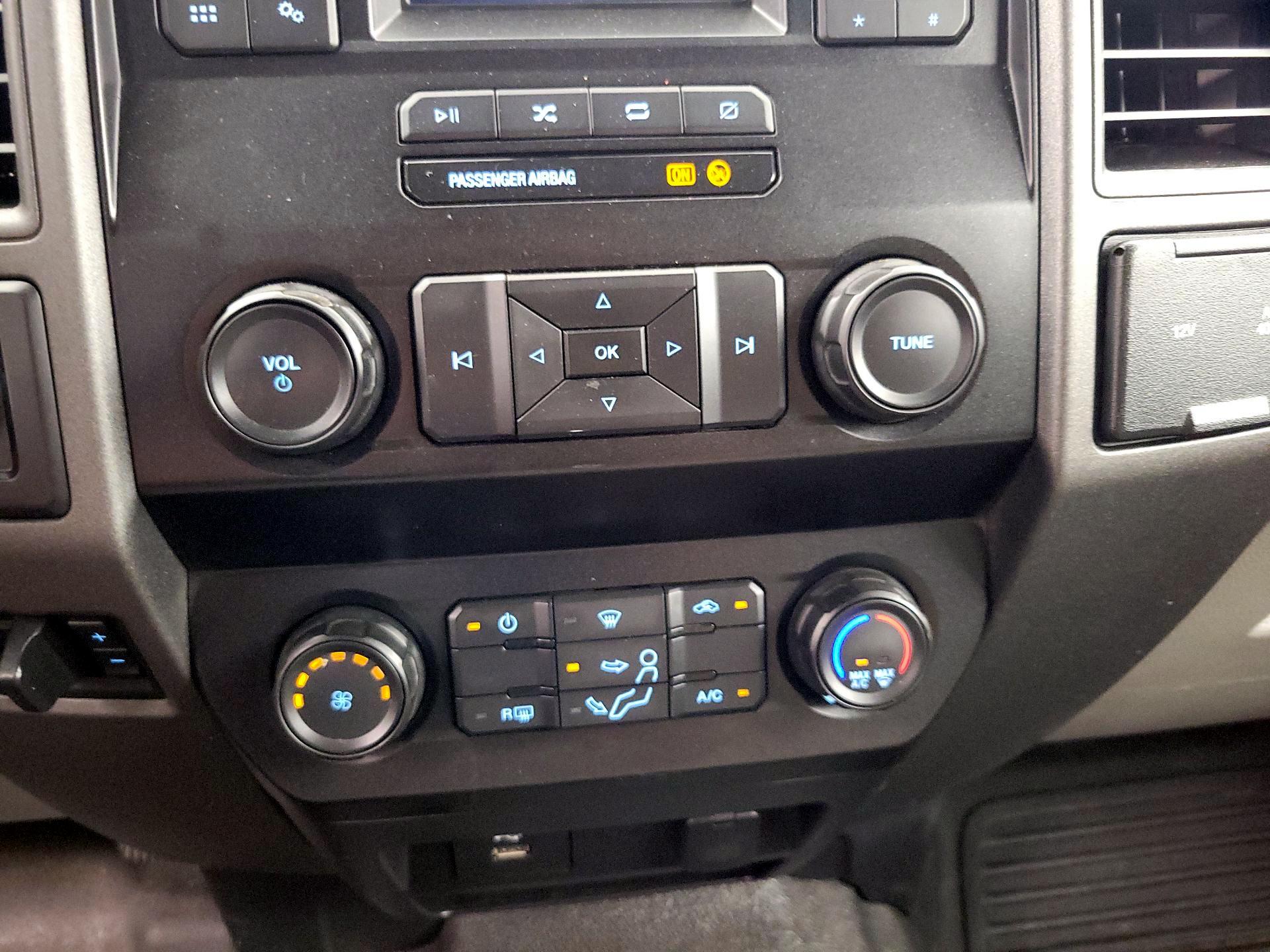 Thumbnail: 2020 Ford F-250 - 16