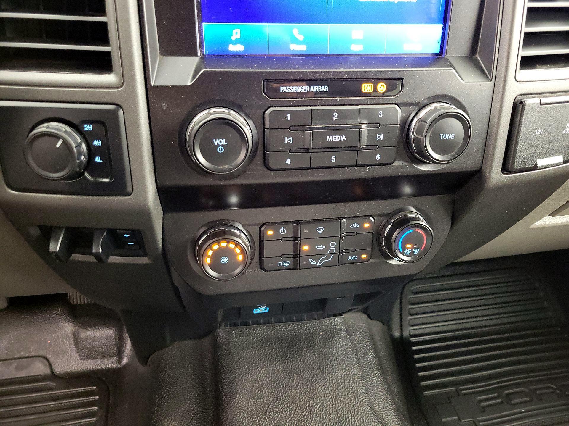 Thumbnail: 2021 Ford F-250 - 16