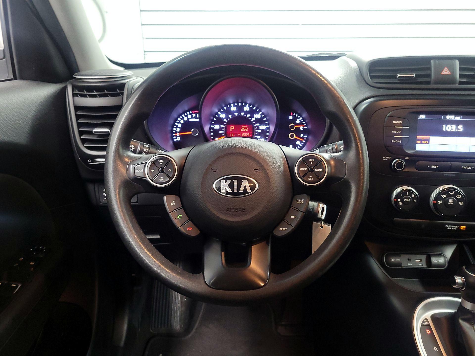 Thumbnail: 2019 Kia Soul - 10