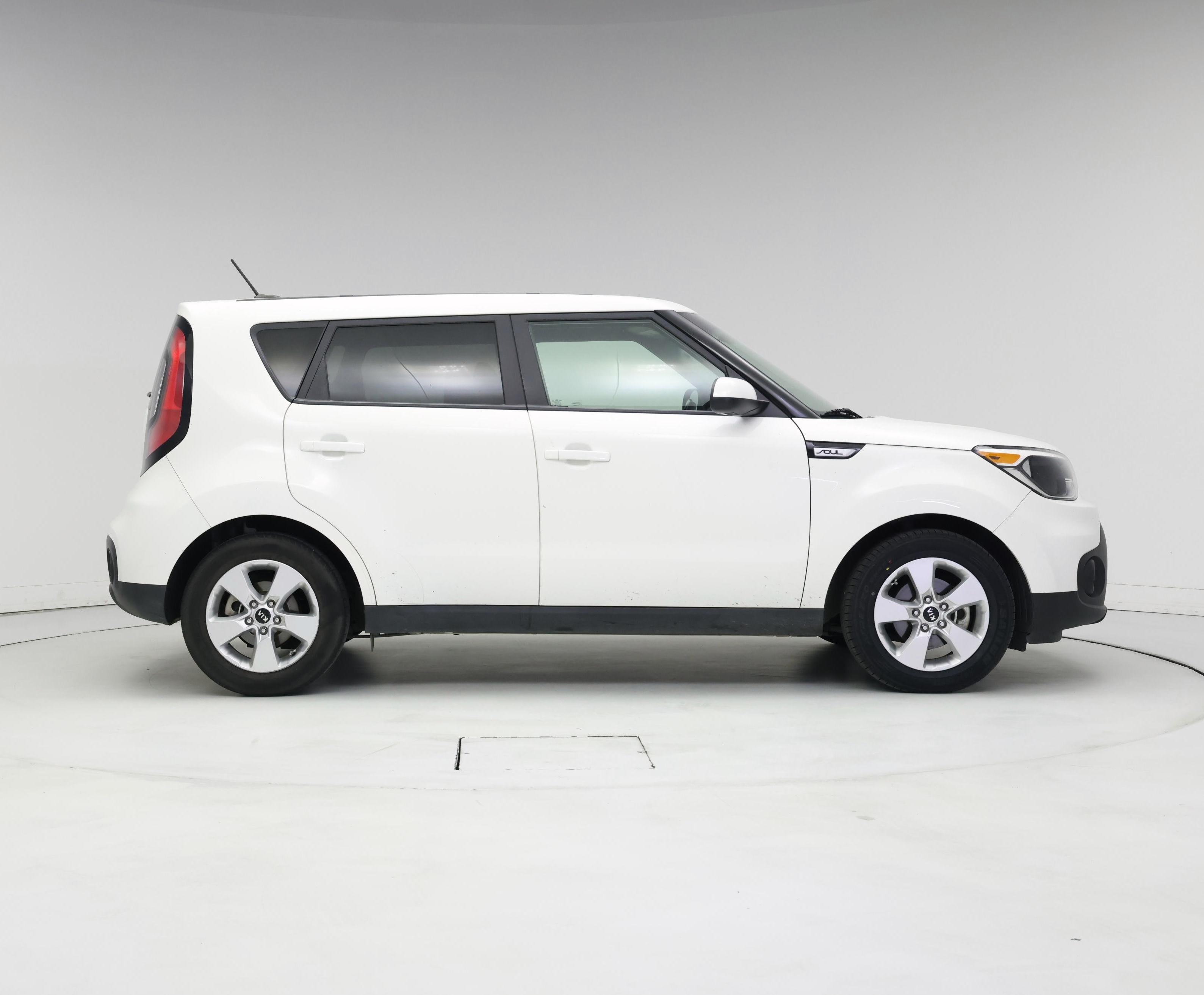Thumbnail: 2019 Kia Soul - 7
