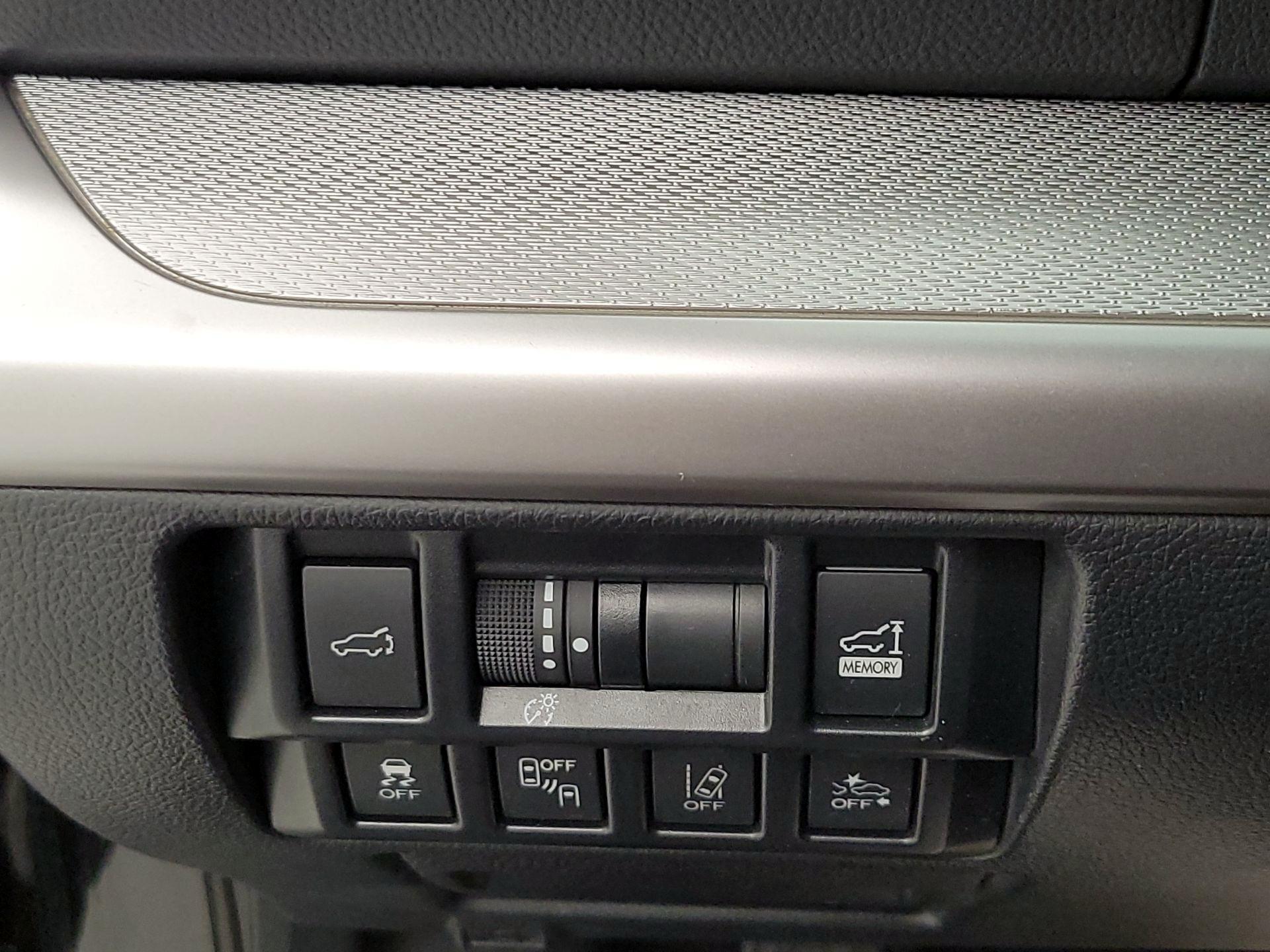Thumbnail: 2018 Subaru Outback - 13