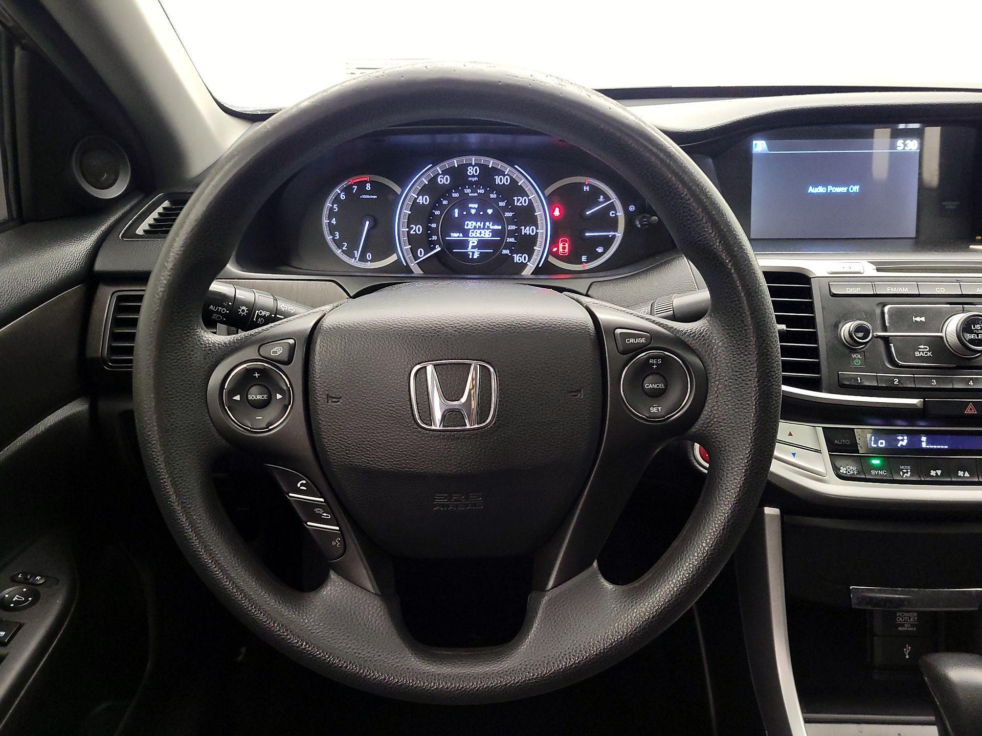Thumbnail: 2015 Honda Accord - 10