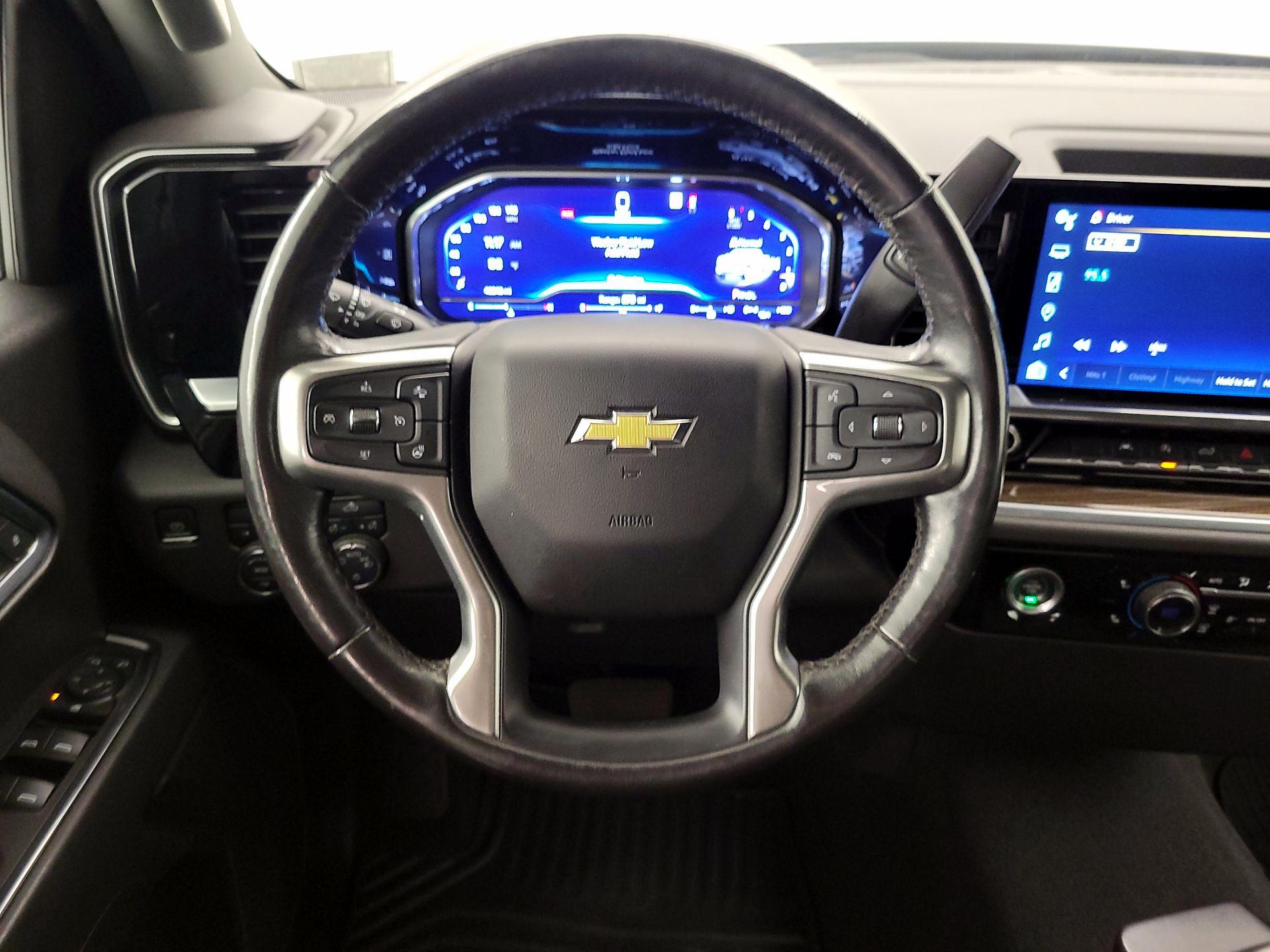 Thumbnail: 2022 Chevrolet Silverado 1500 - 10