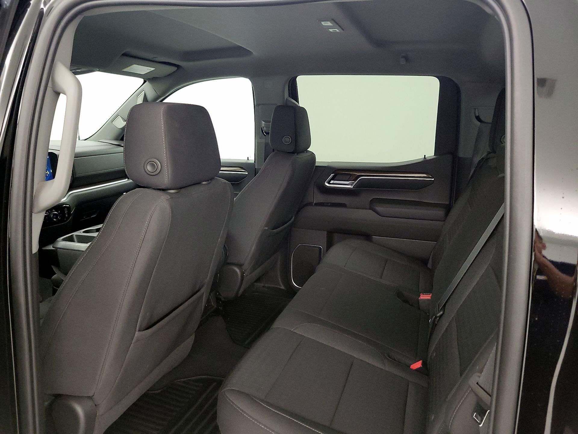 Thumbnail: 2022 Chevrolet Silverado 1500 - 19
