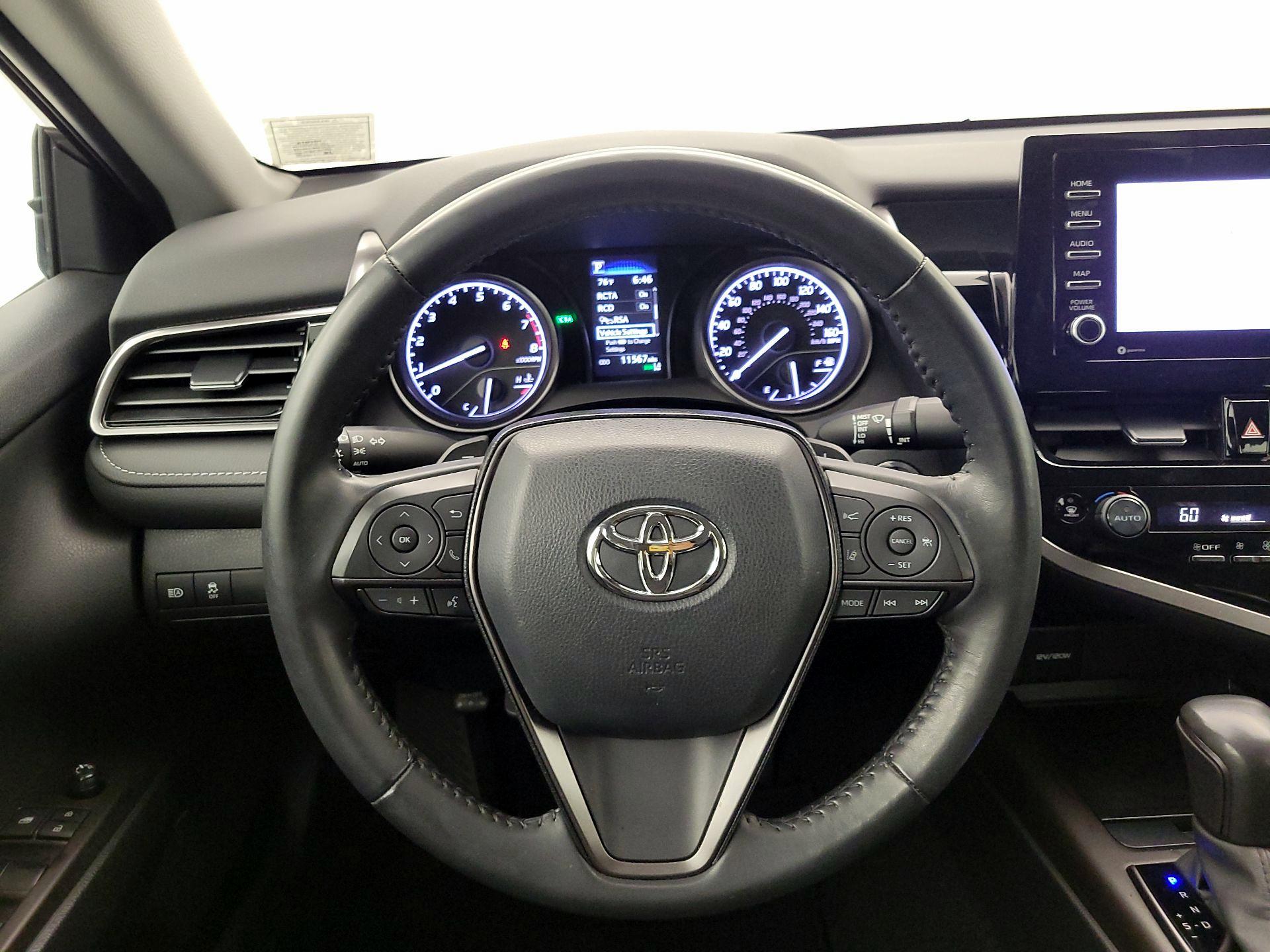 Thumbnail: 2022 Toyota Camry - 10