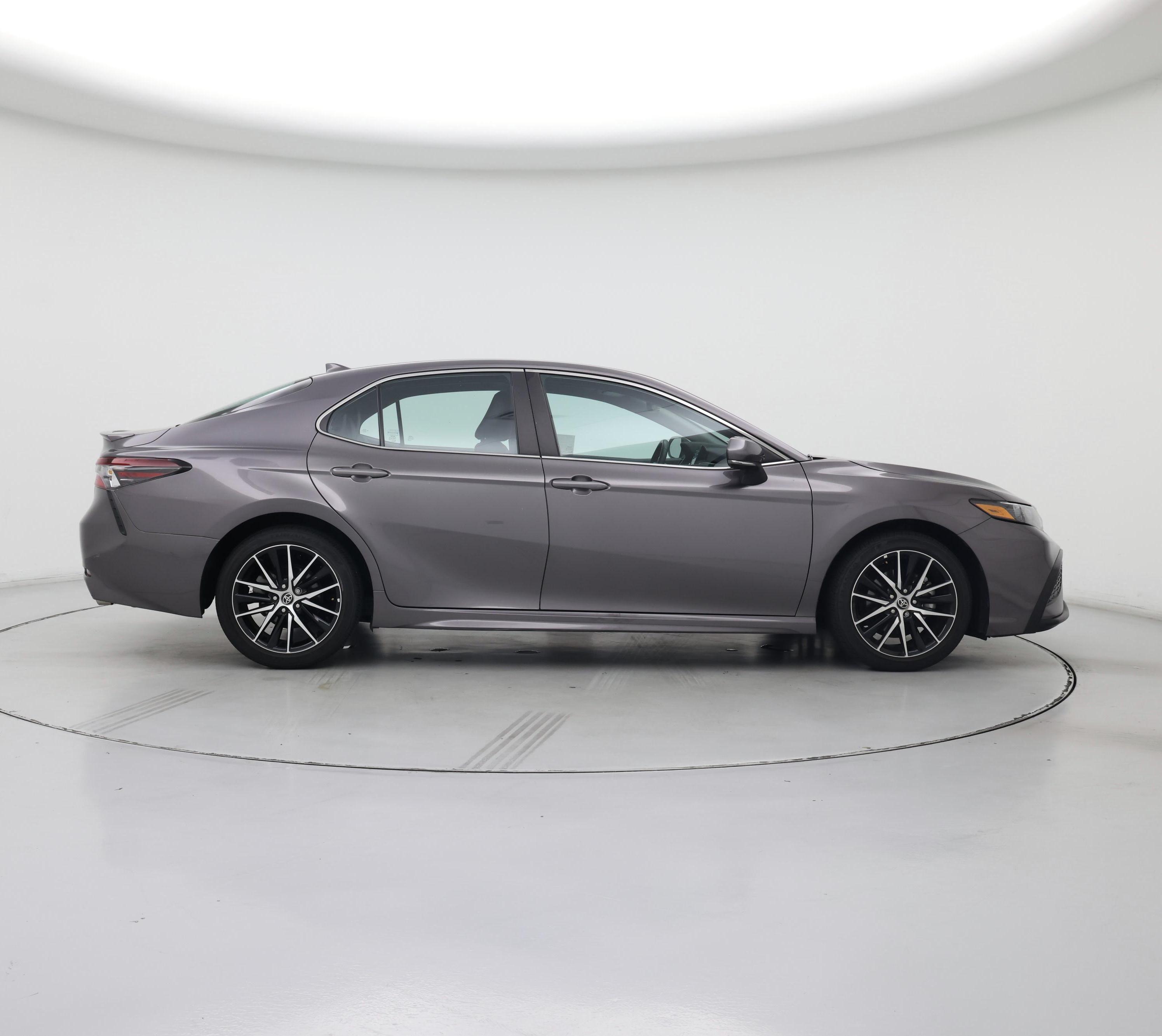 Thumbnail: 2022 Toyota Camry - 7