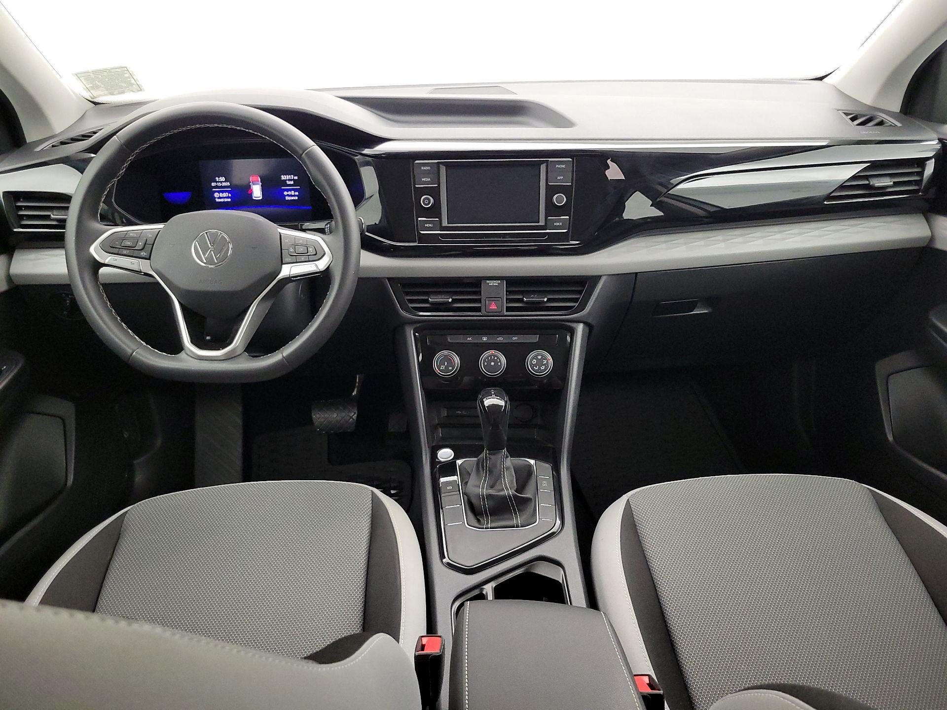 Thumbnail: 2023 Volkswagen Taos - 9